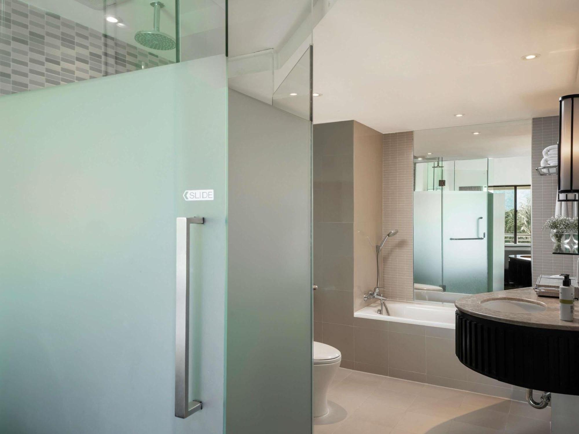 Superior King Room with Garden View,1717021036:JPEG