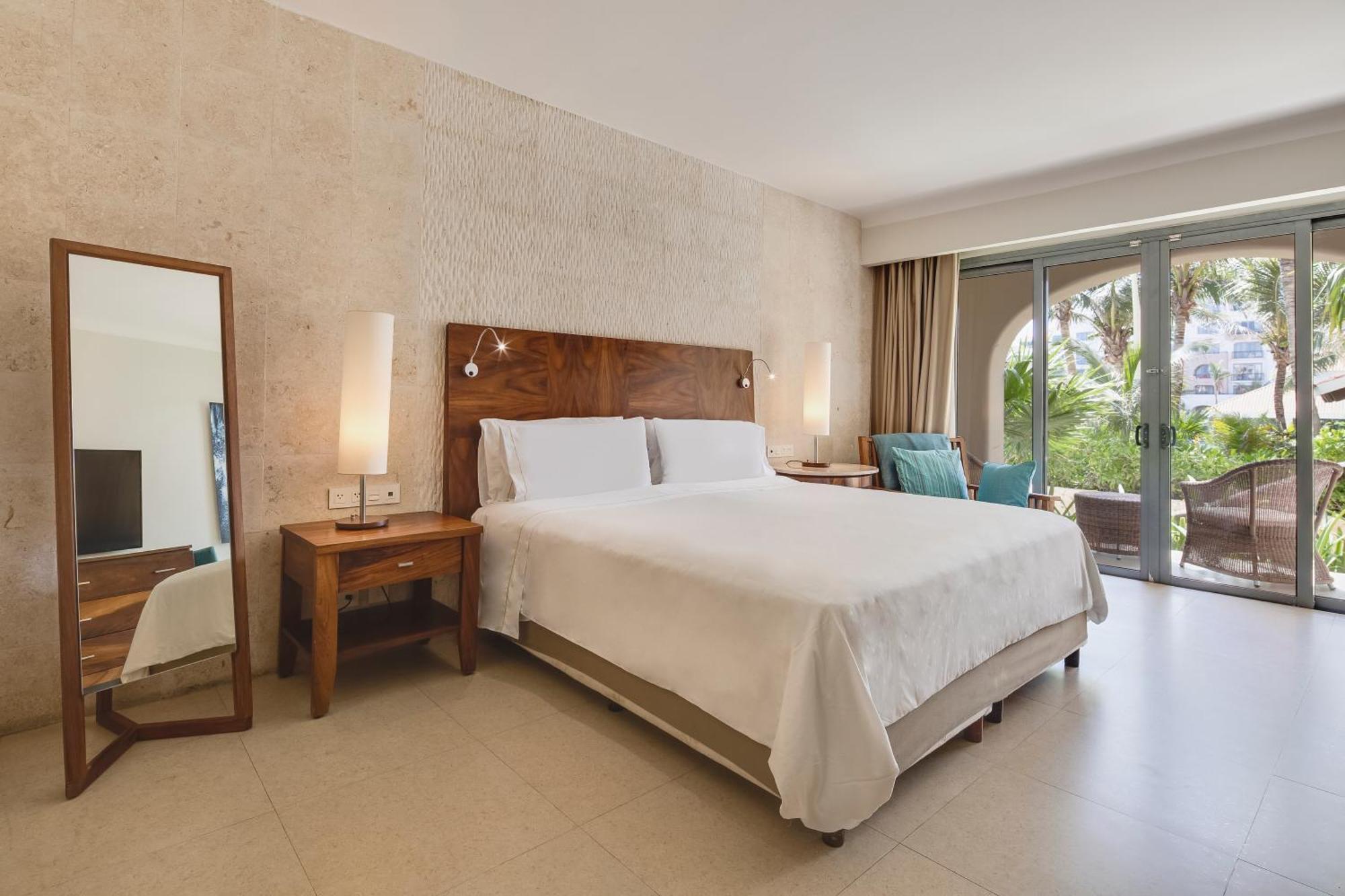 Premium Garden View King