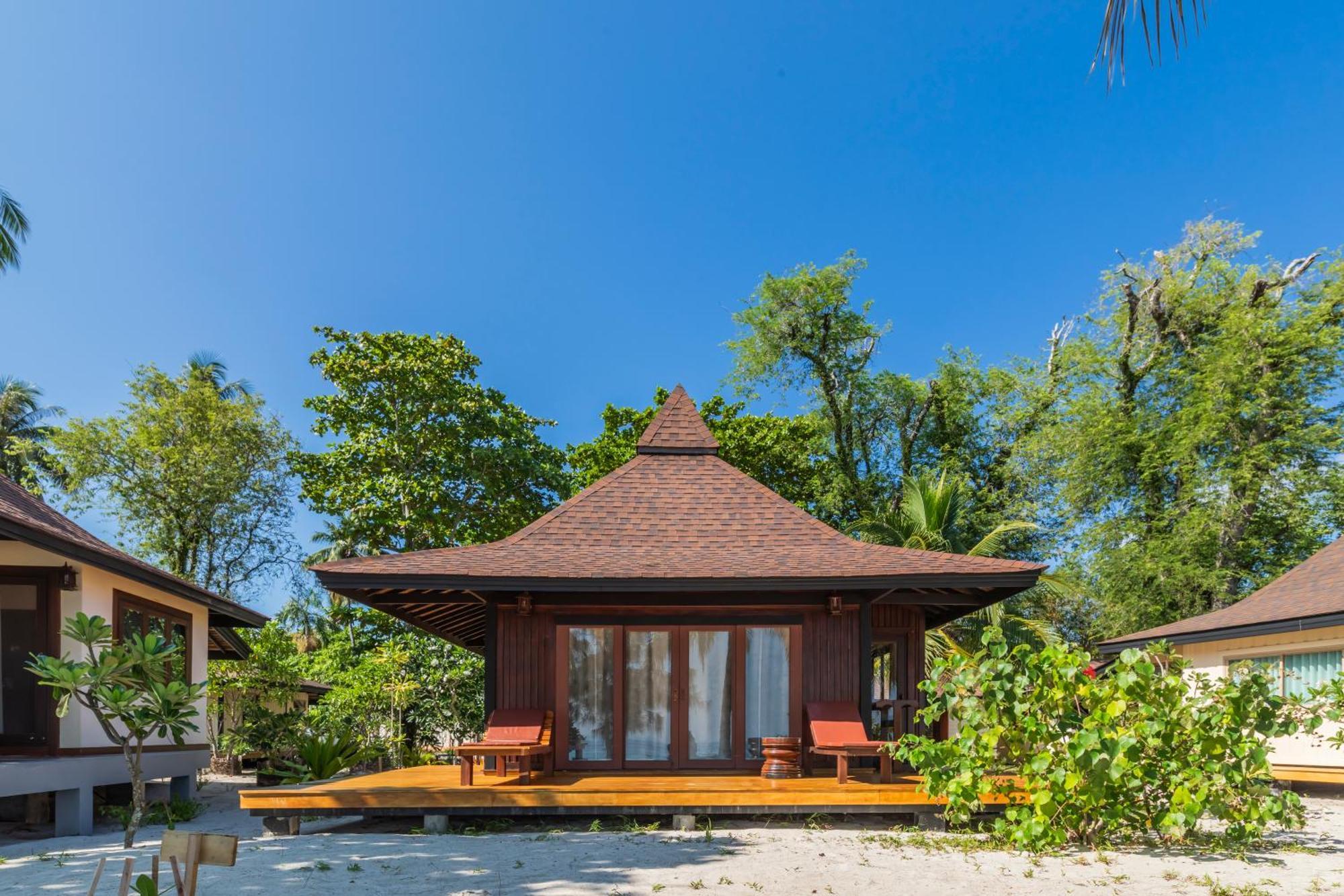 Family Villa (2nd Row),1717041177:JPEG