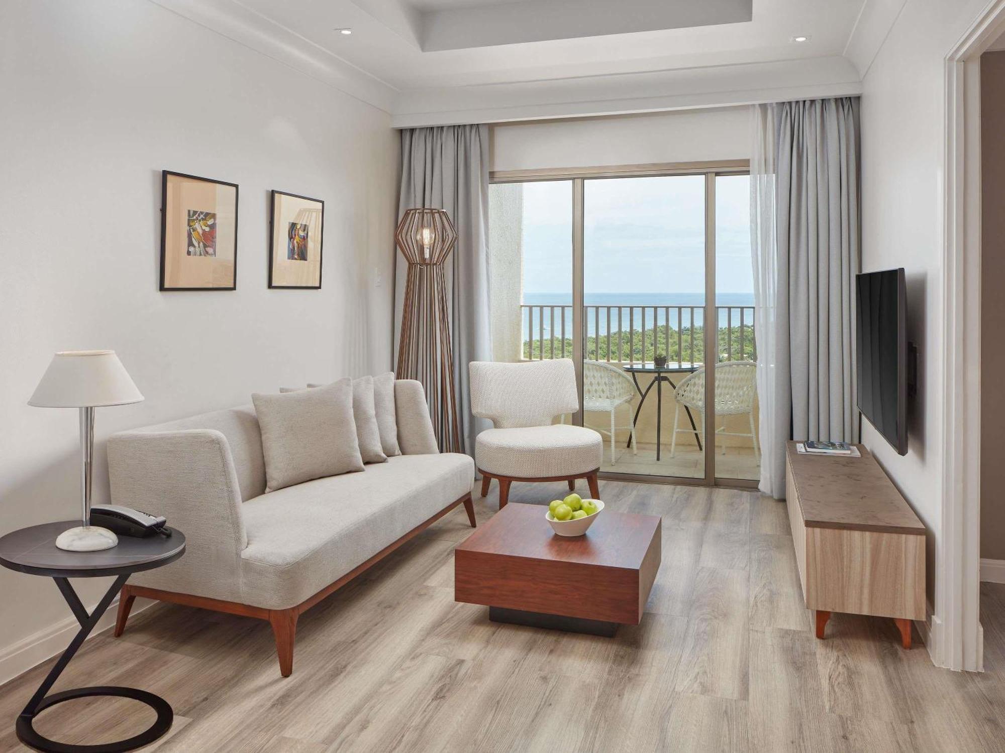 Premier One-Bedroom Suite,1717049804:JPEG