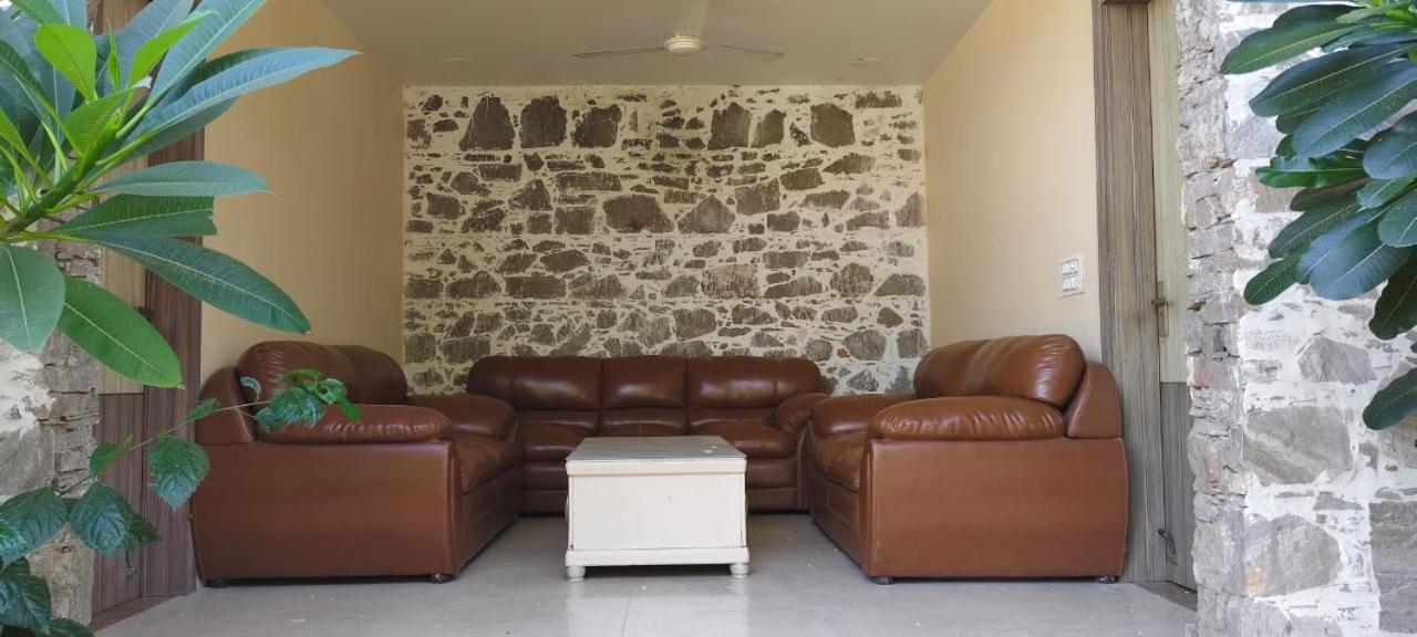 Superior King Room,1723058681:JPEG