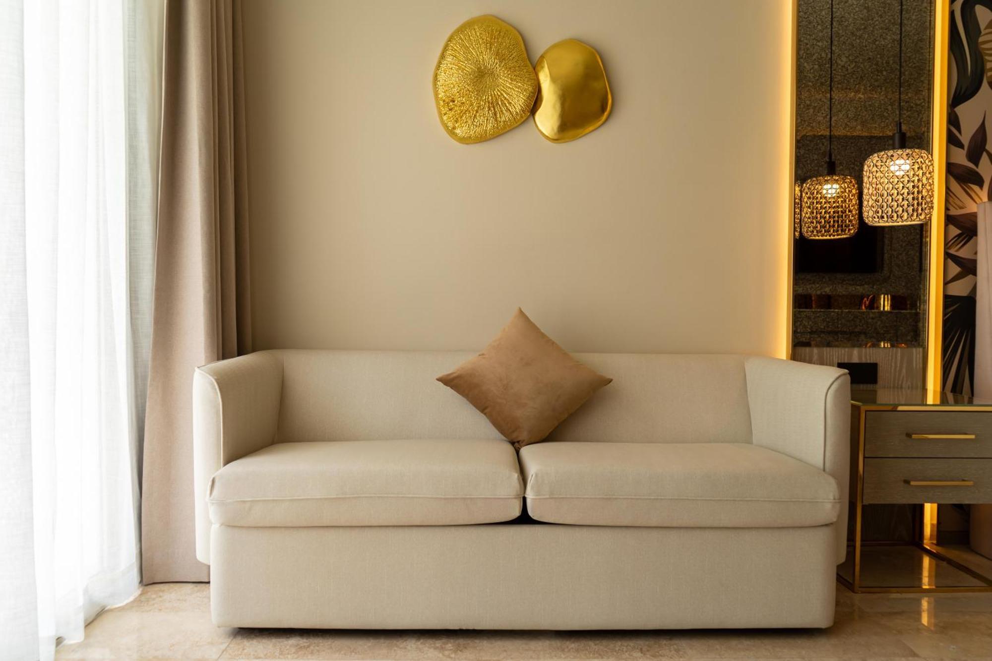 Deluxe Junior Suite,1730010202:JPEG