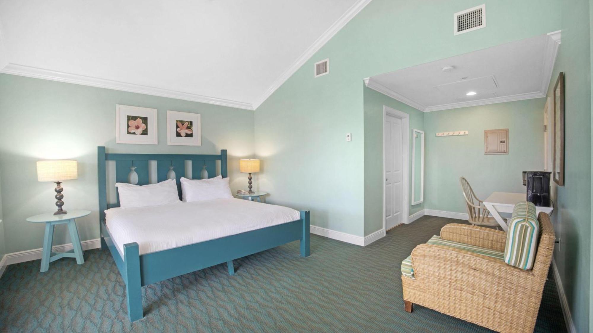 Tropical Garden King Guestroom,1730020880:JPEG