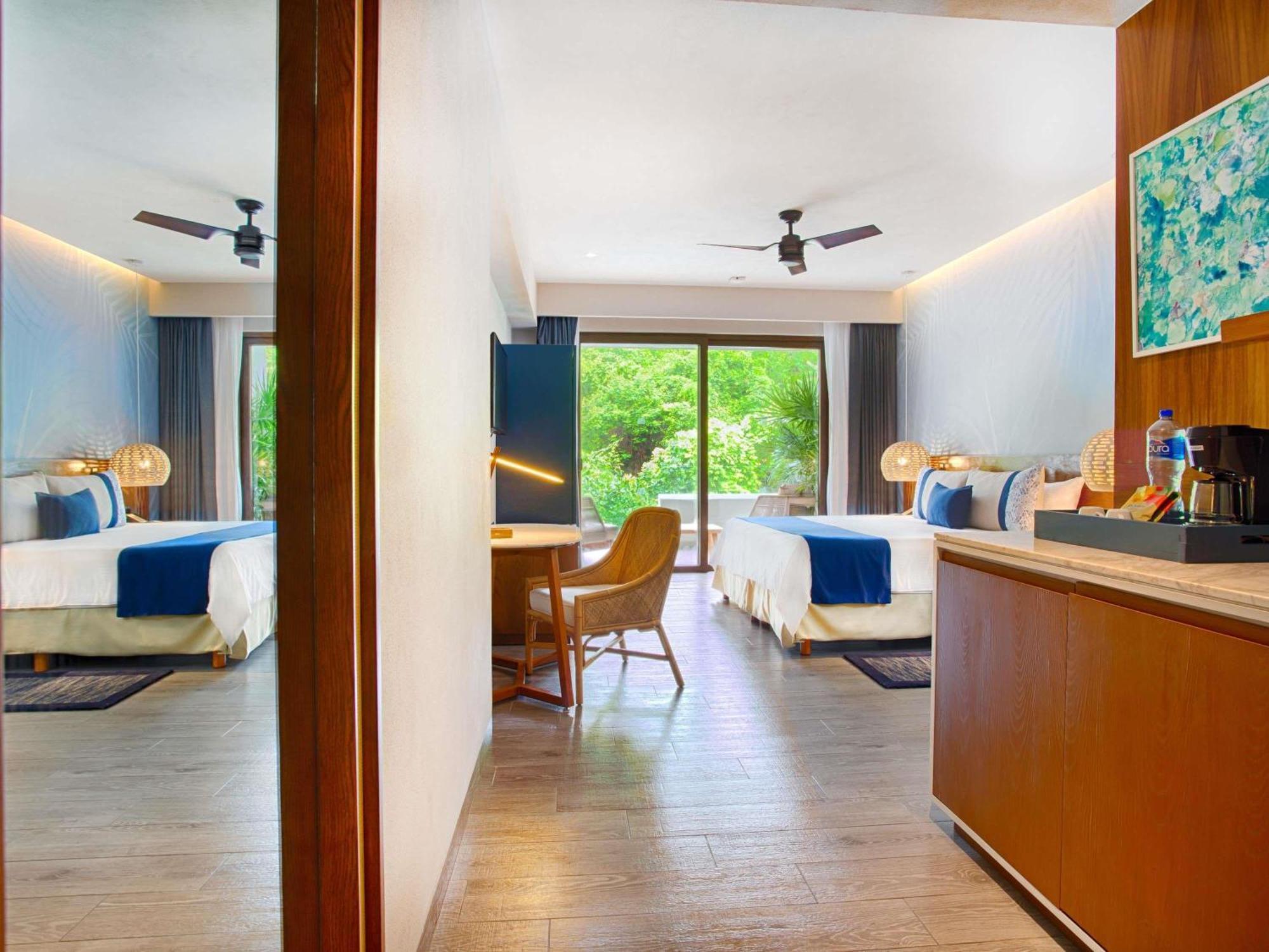 Adults Only Allure King Room with Jungle View,1739535270:JPEG