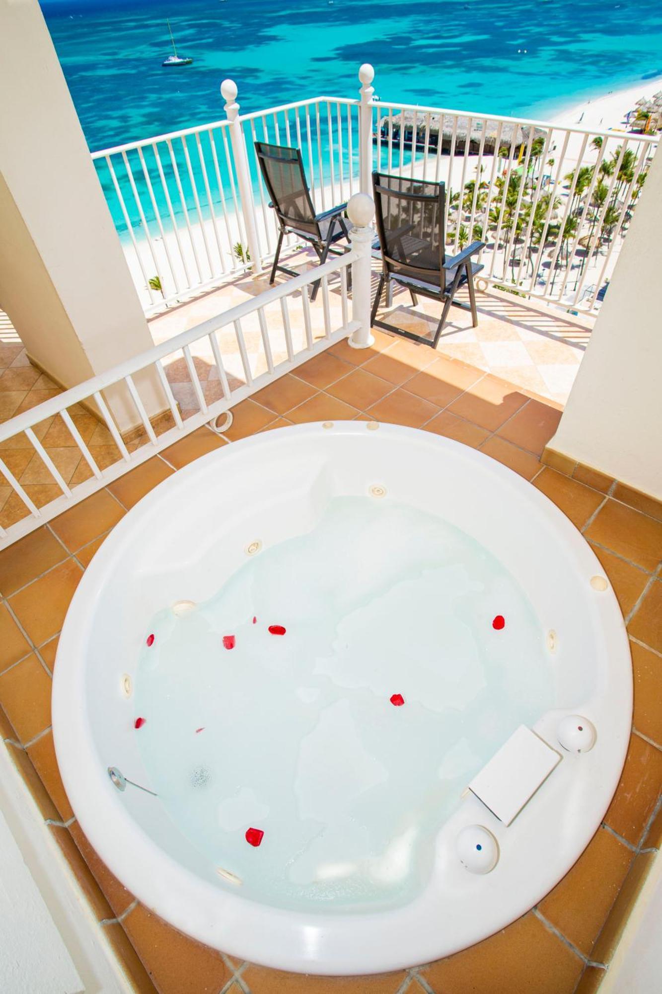 Suite Ocean View with Hot Tub