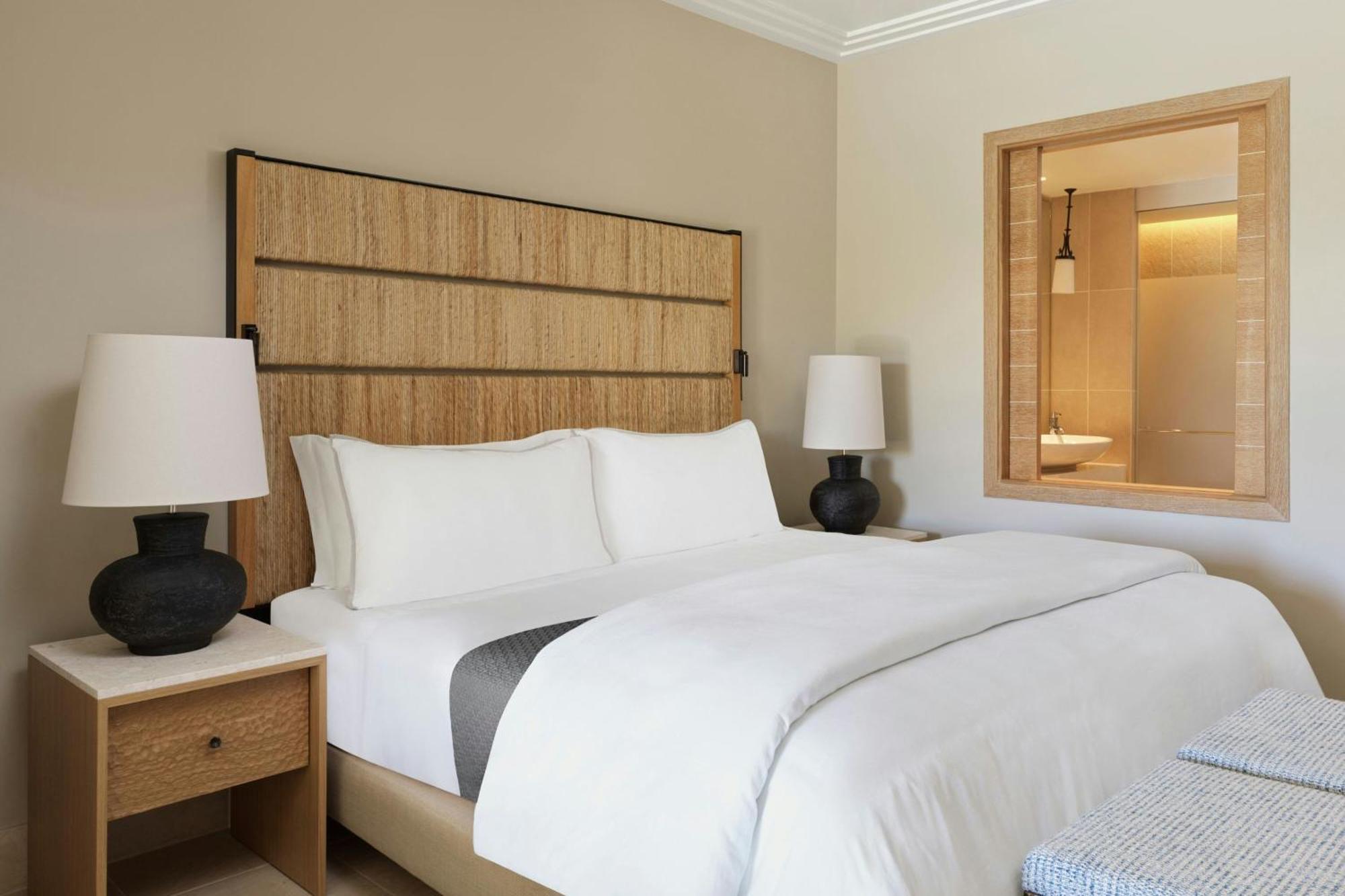 Superior Garden View, Guest room, 1 King, Sofa bed, Balcony,1742661762:JPEG