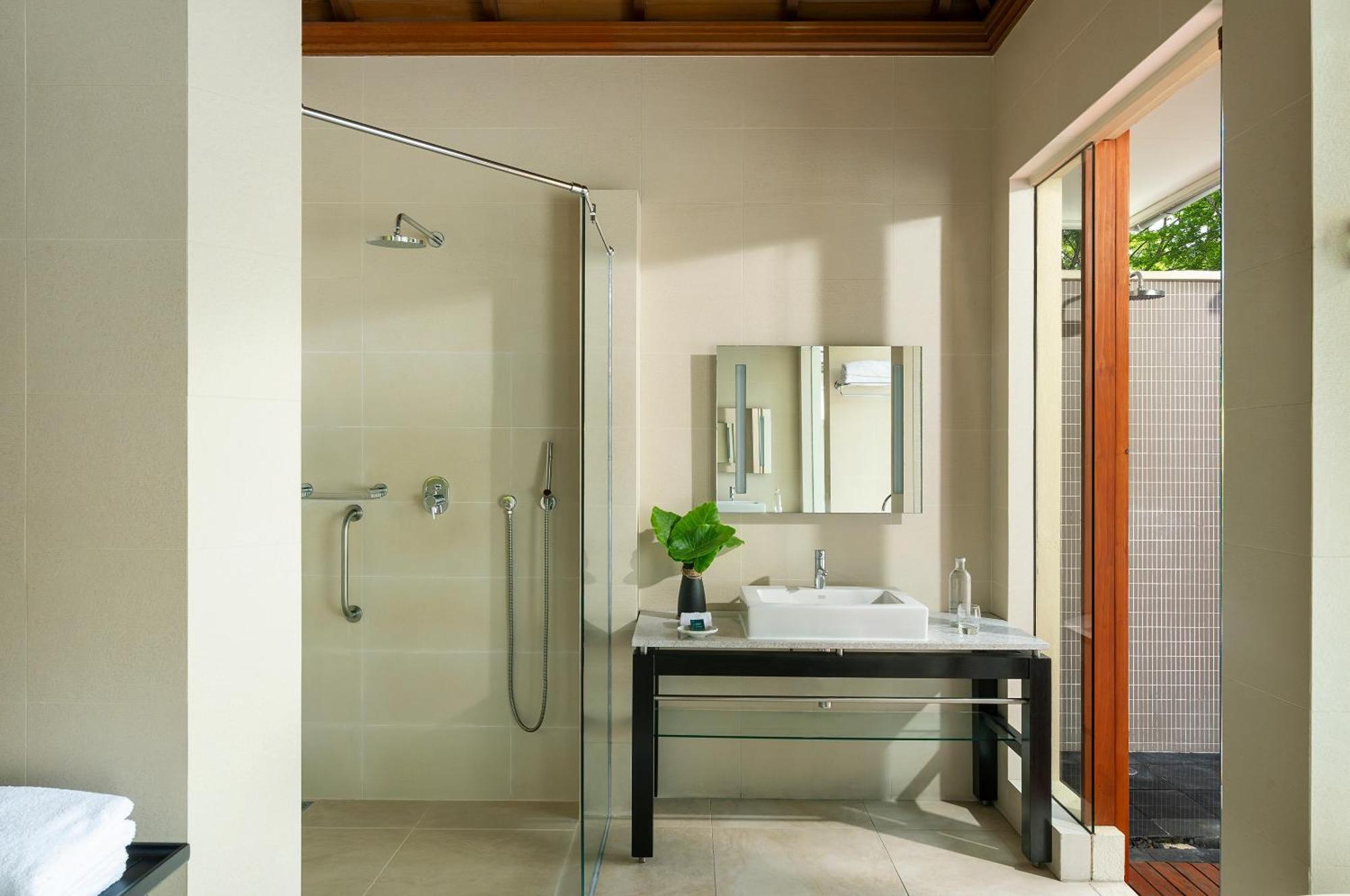 Beach Villa Garden Plunge Pool,1742707057:JPEG
