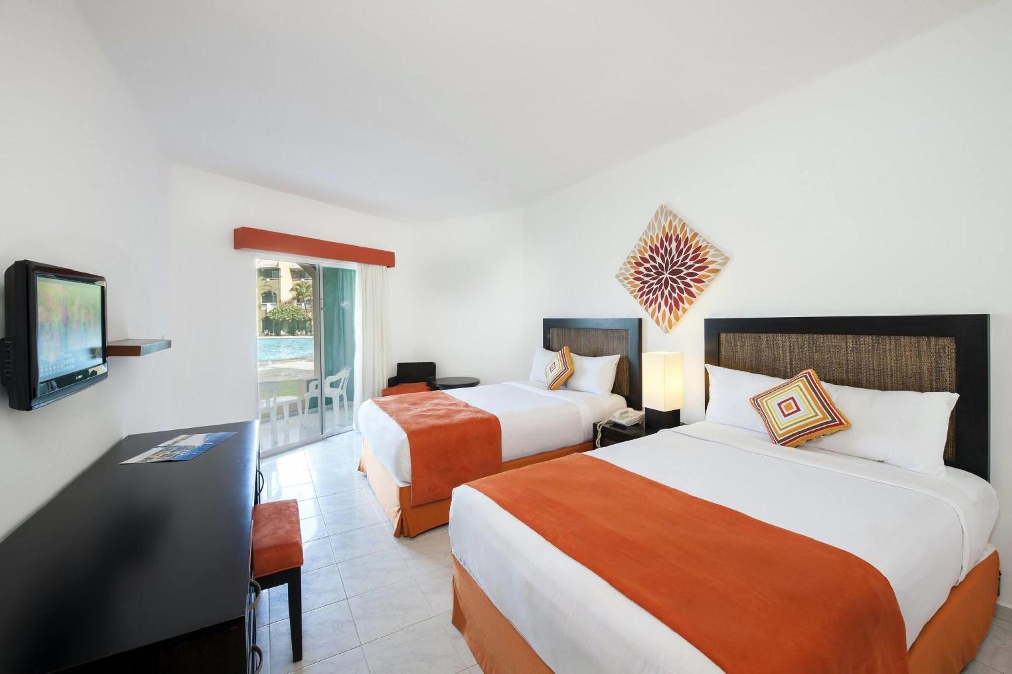 Double Room Pool View Balcony Non-Smoking