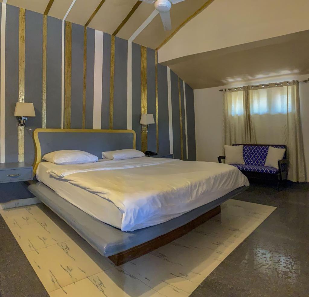 Casa Room