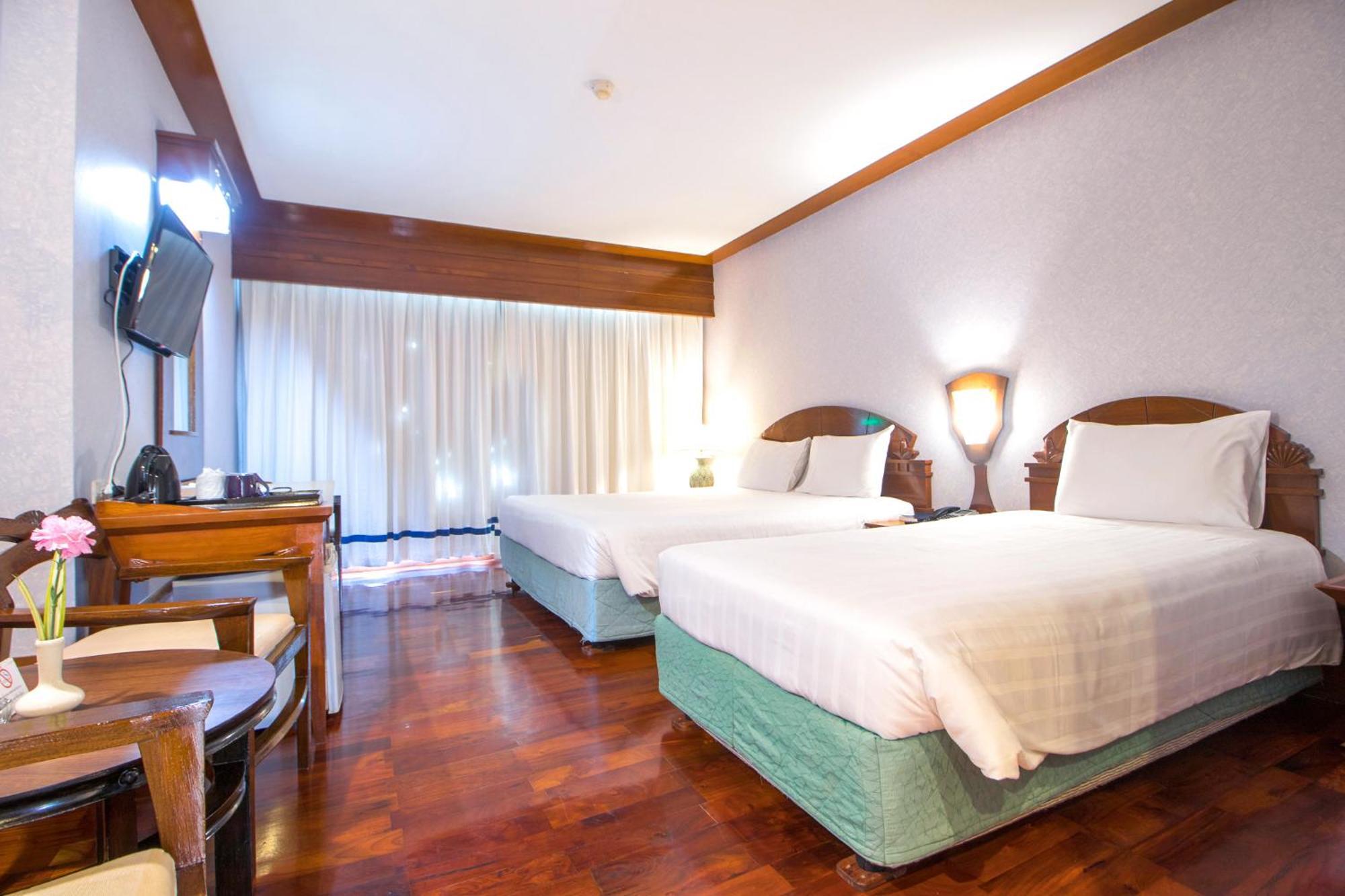 Deluxe Double or Twin Room with Sea View,1742818029:JPEG