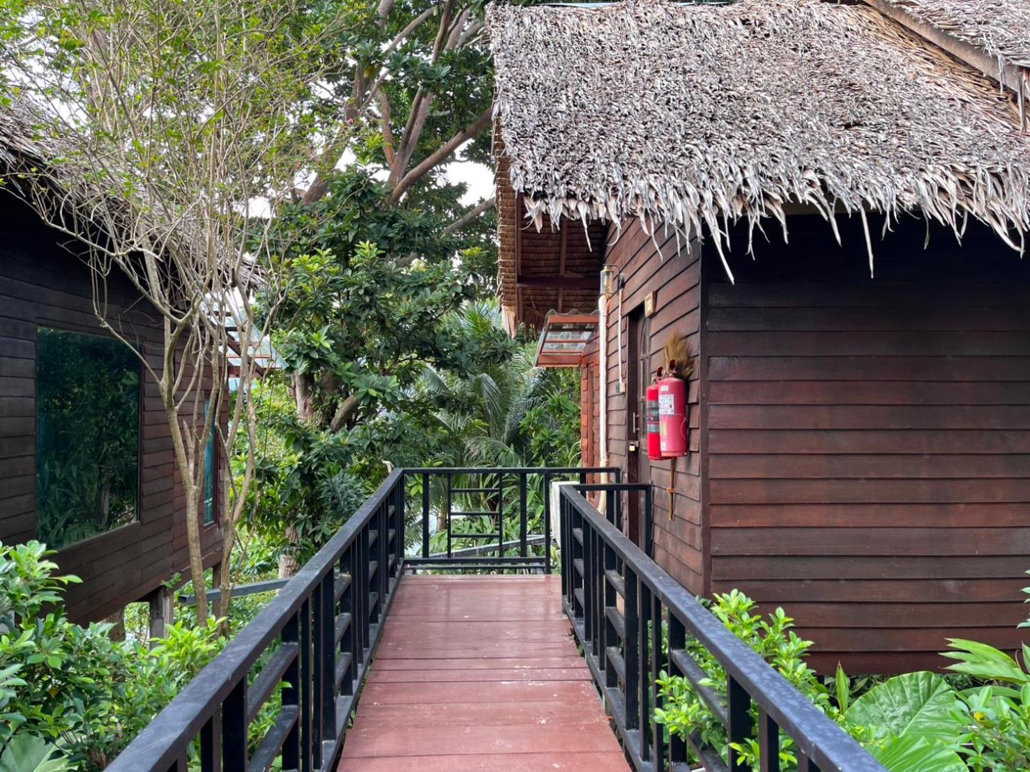 Deluxe Bungalow,1742910918:JPEG