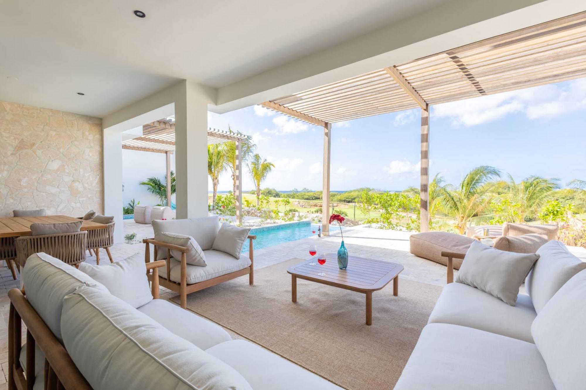 Three-Bedroom Apartment with Private Pool,1743498889:JPEG