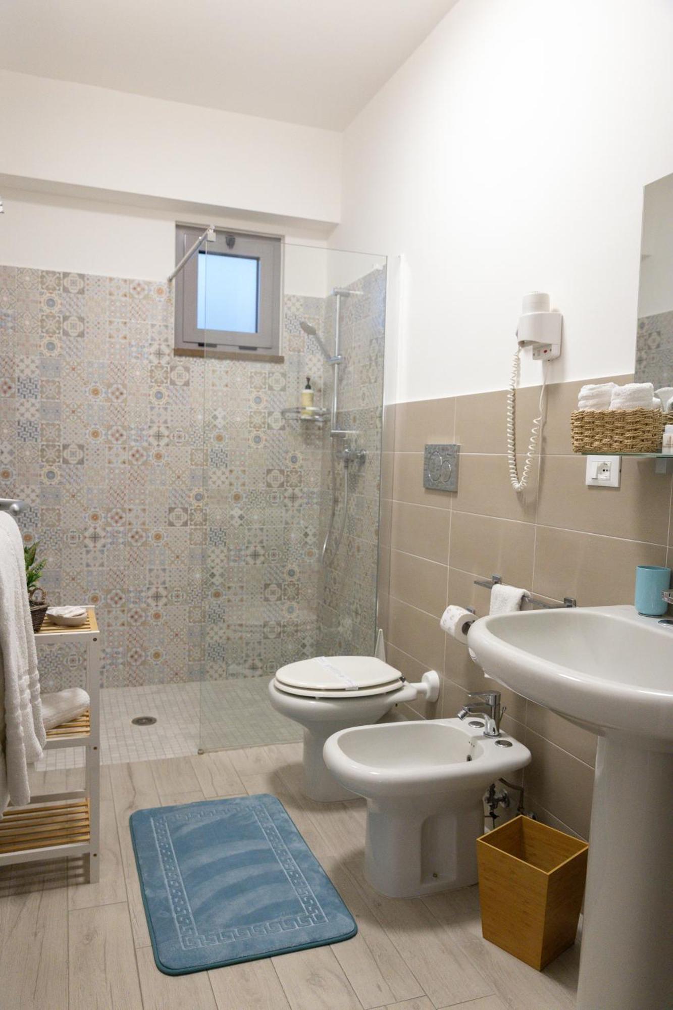 Appartamento con 2 Camere da Letto e Terrazza