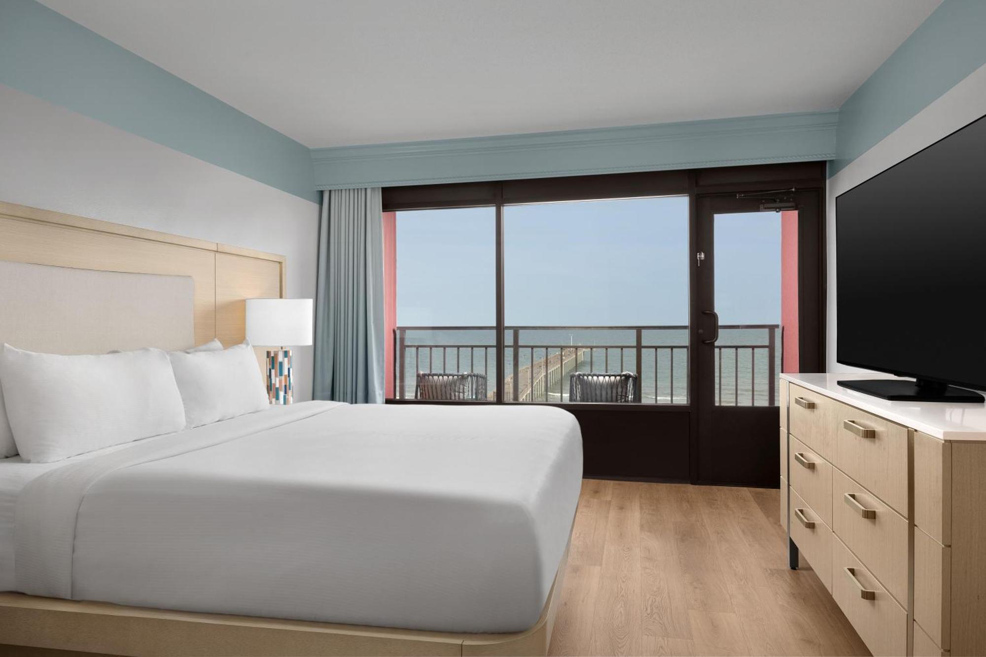 One-Bedroom King Suite Ocean View,1743936406:JPEG