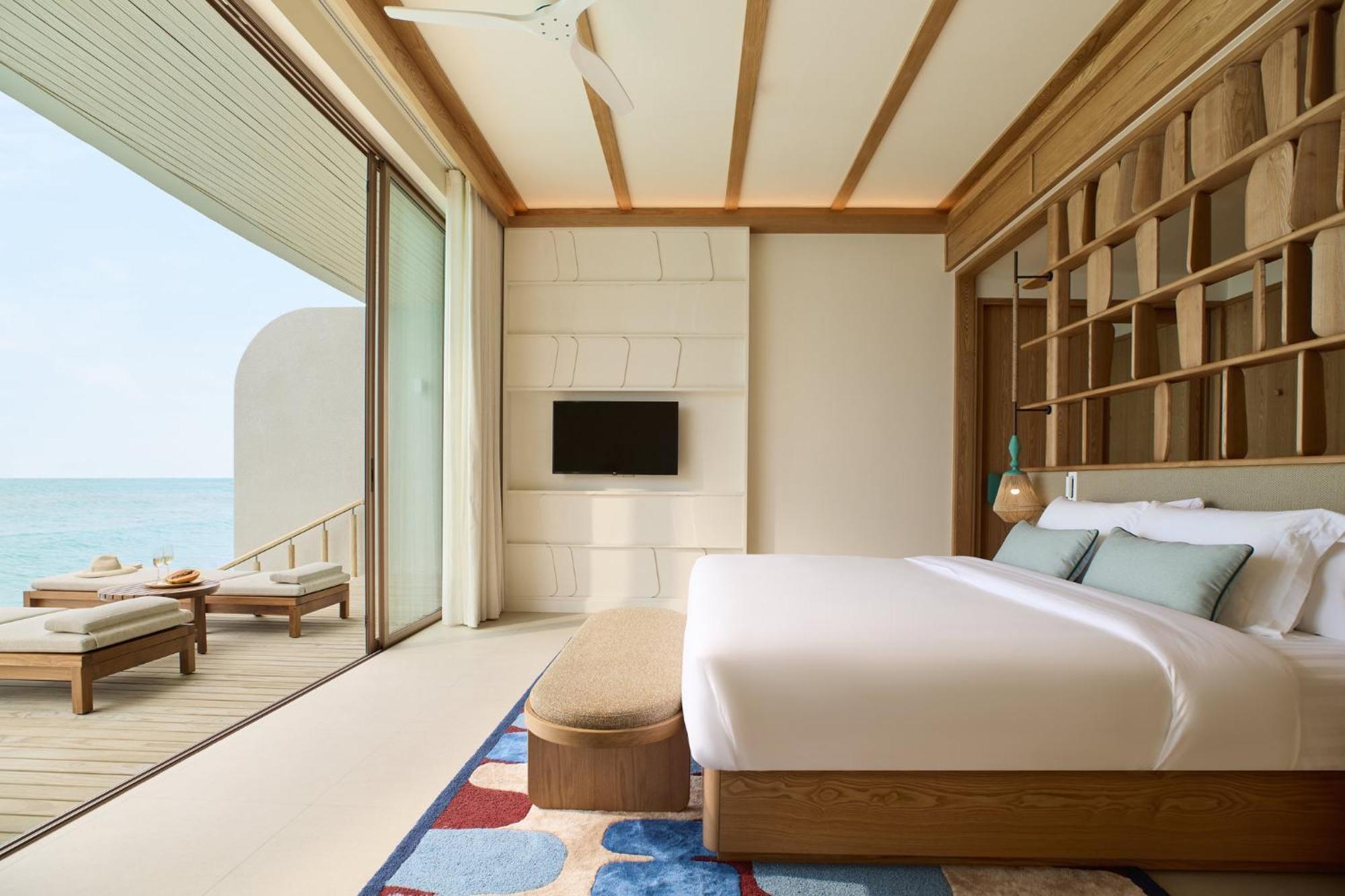 One-Bedroom Overwater Villa with Jacuzzi King