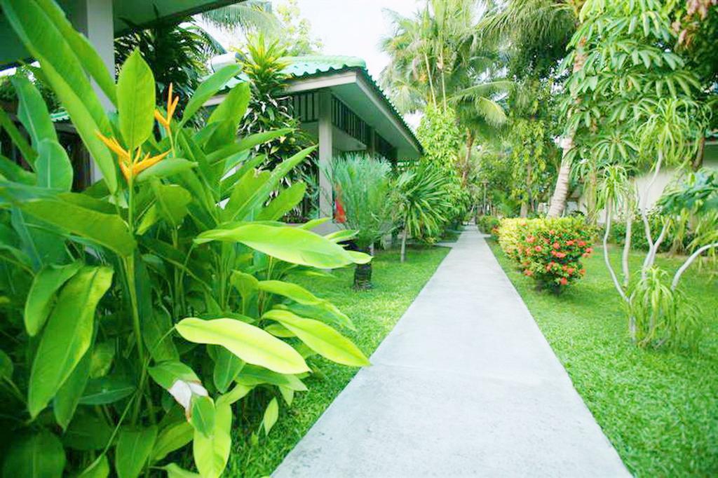 Garden Bungalow,316689421:JPEG