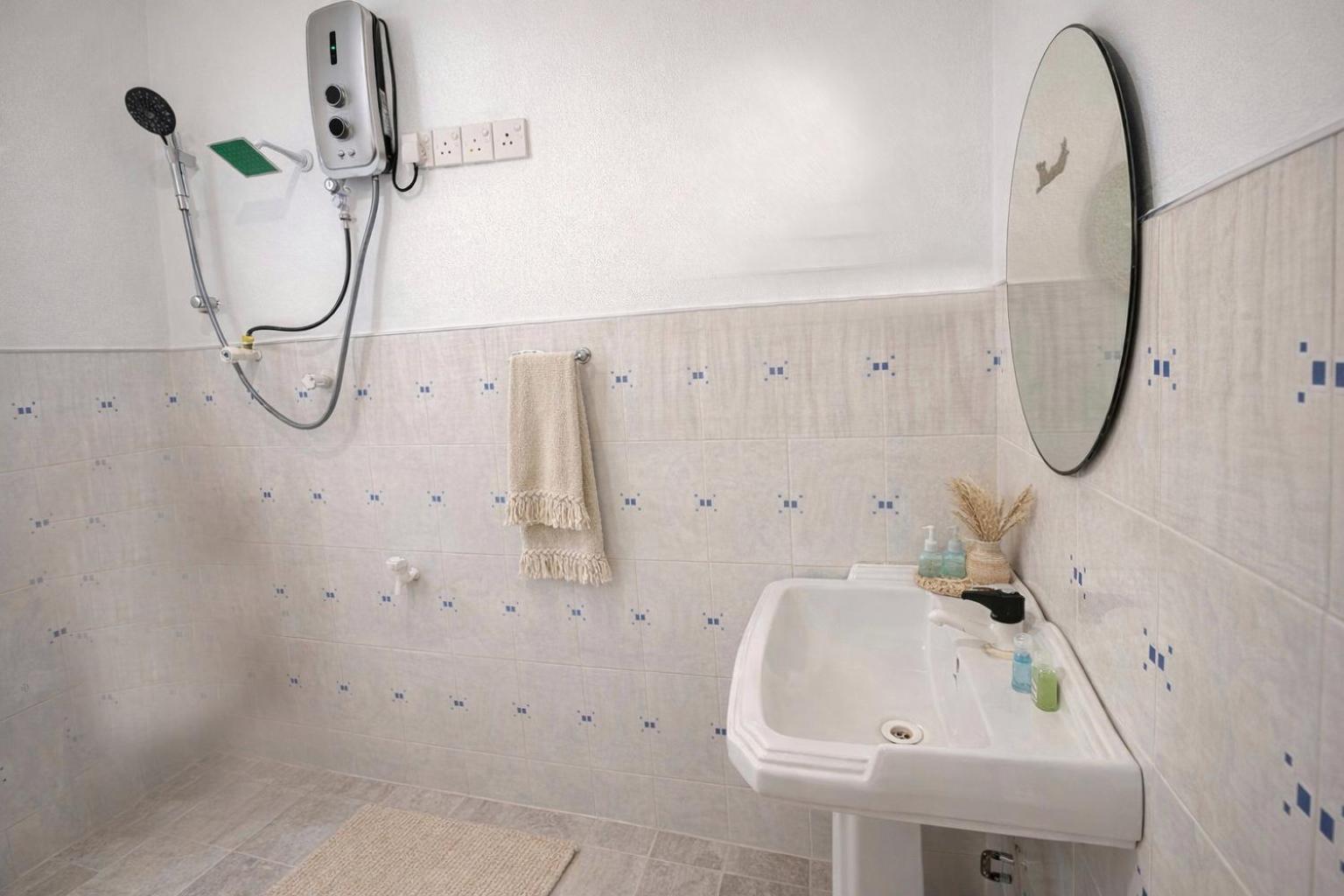 Family Room with Sea View,1756596161:JPEG