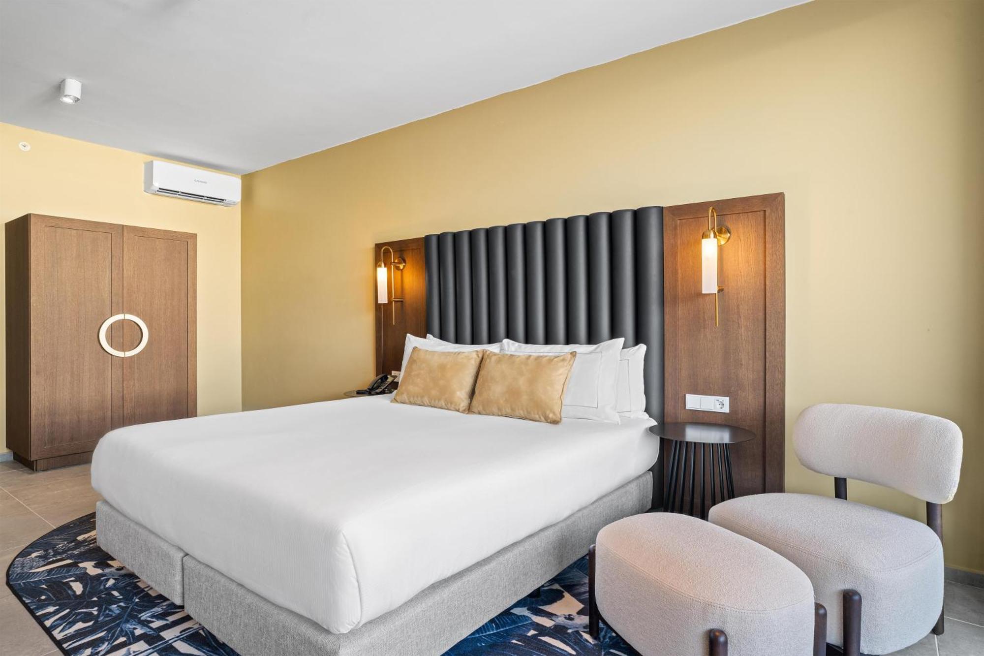 Deluxe King Room,1757087549:JPEG