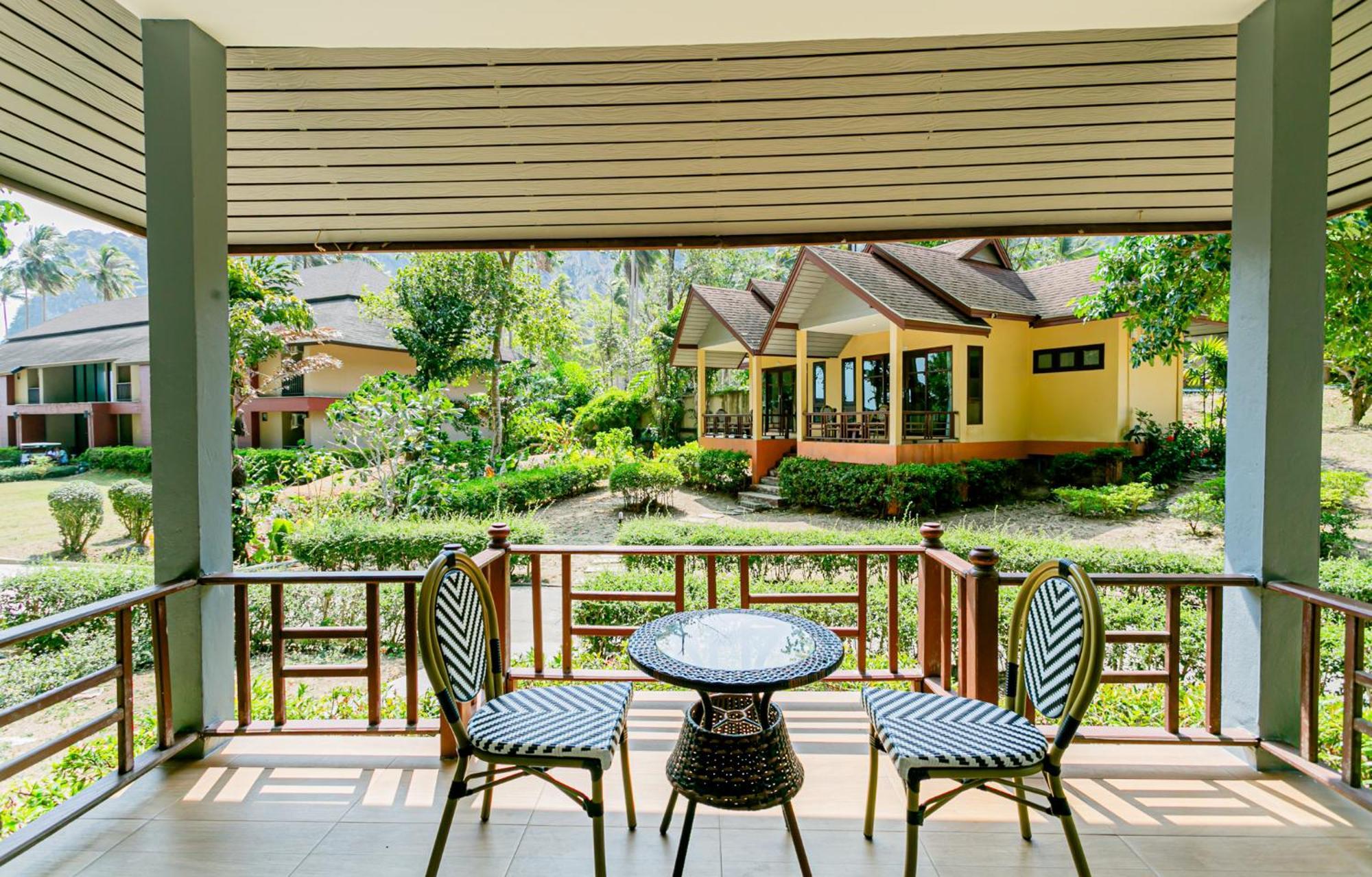 Grand Cottage