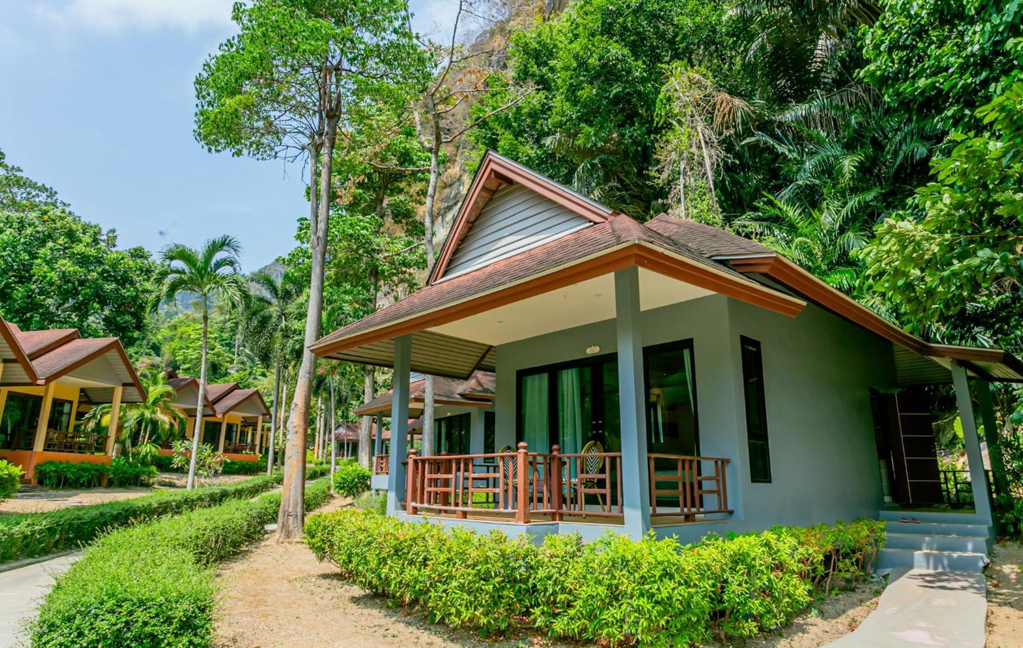 Grand Cottage