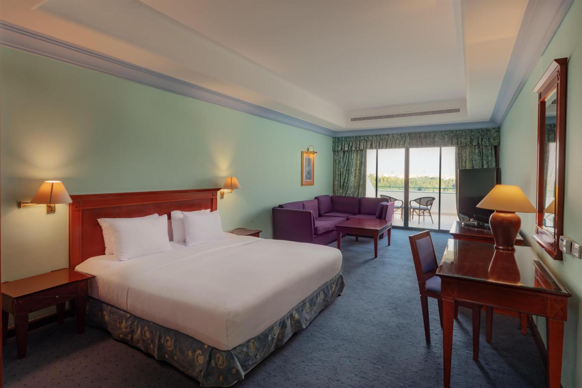 King Hilton Room,1758311203:JPEG