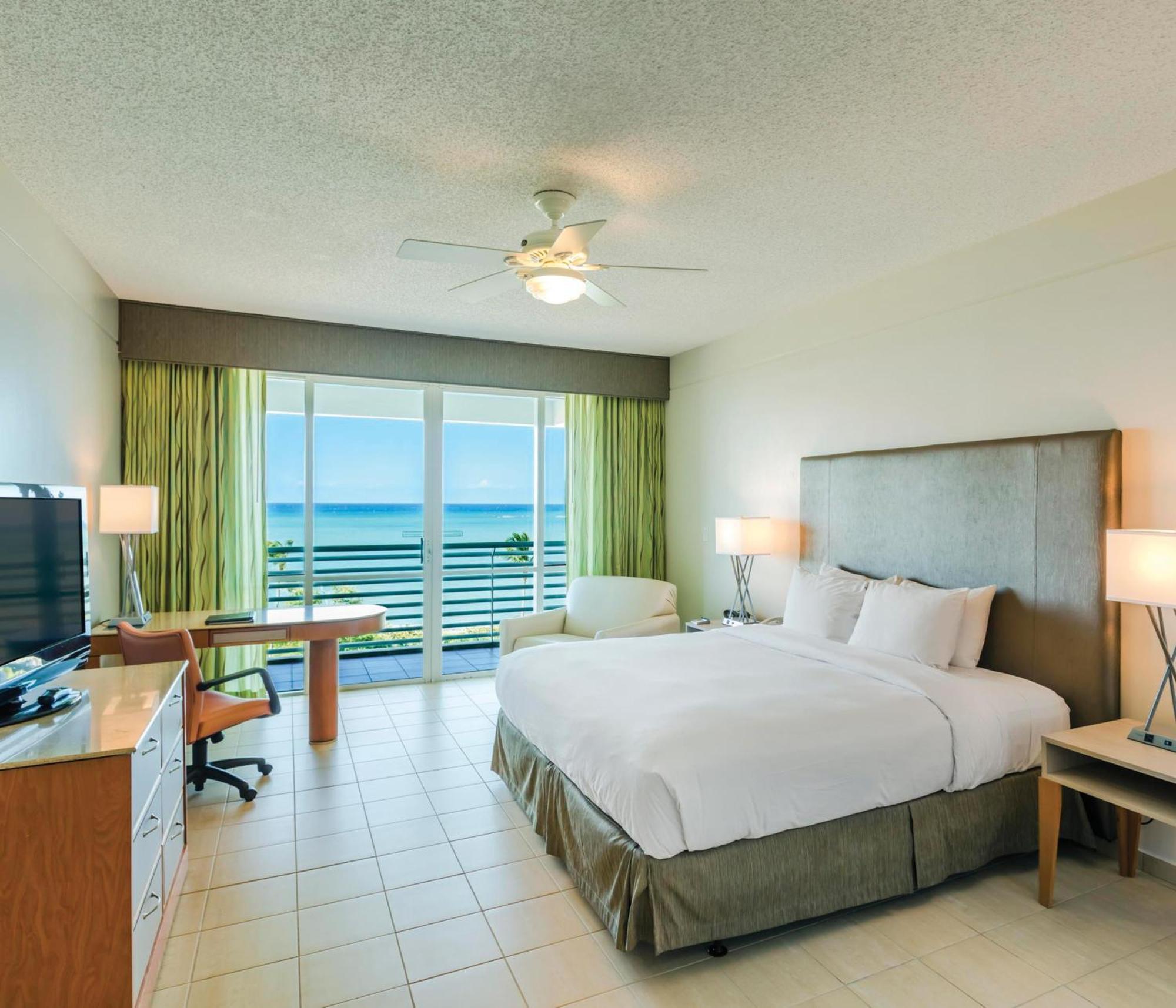 Deluxe King Room Ocean View Balcony