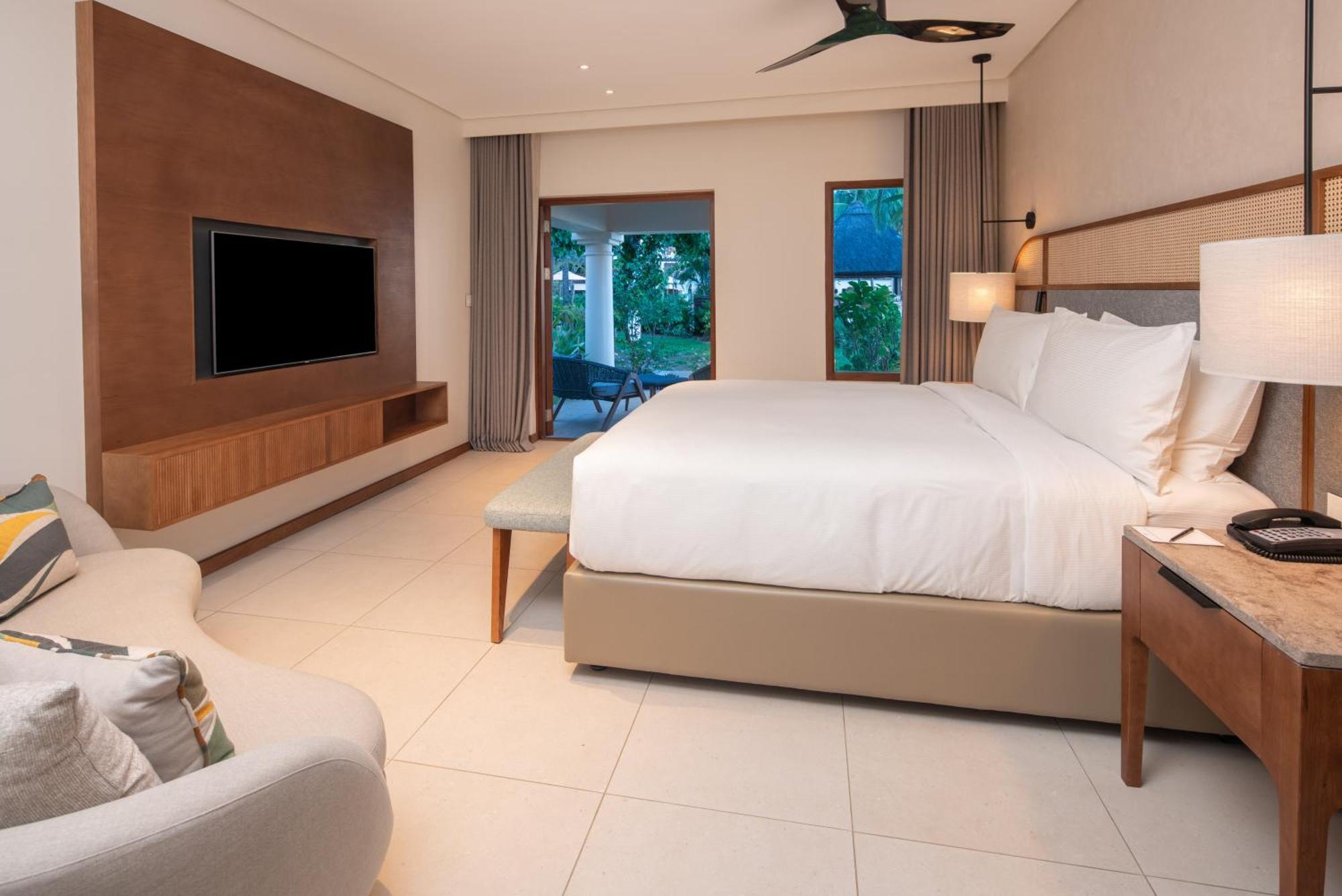 Beach Access - Beachfront Family Suite,1758539099:JPEG