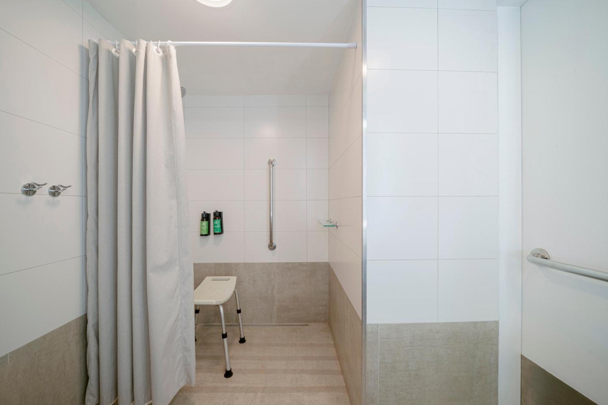 Quadruple Room - Disability Access,1758567315:JPEG