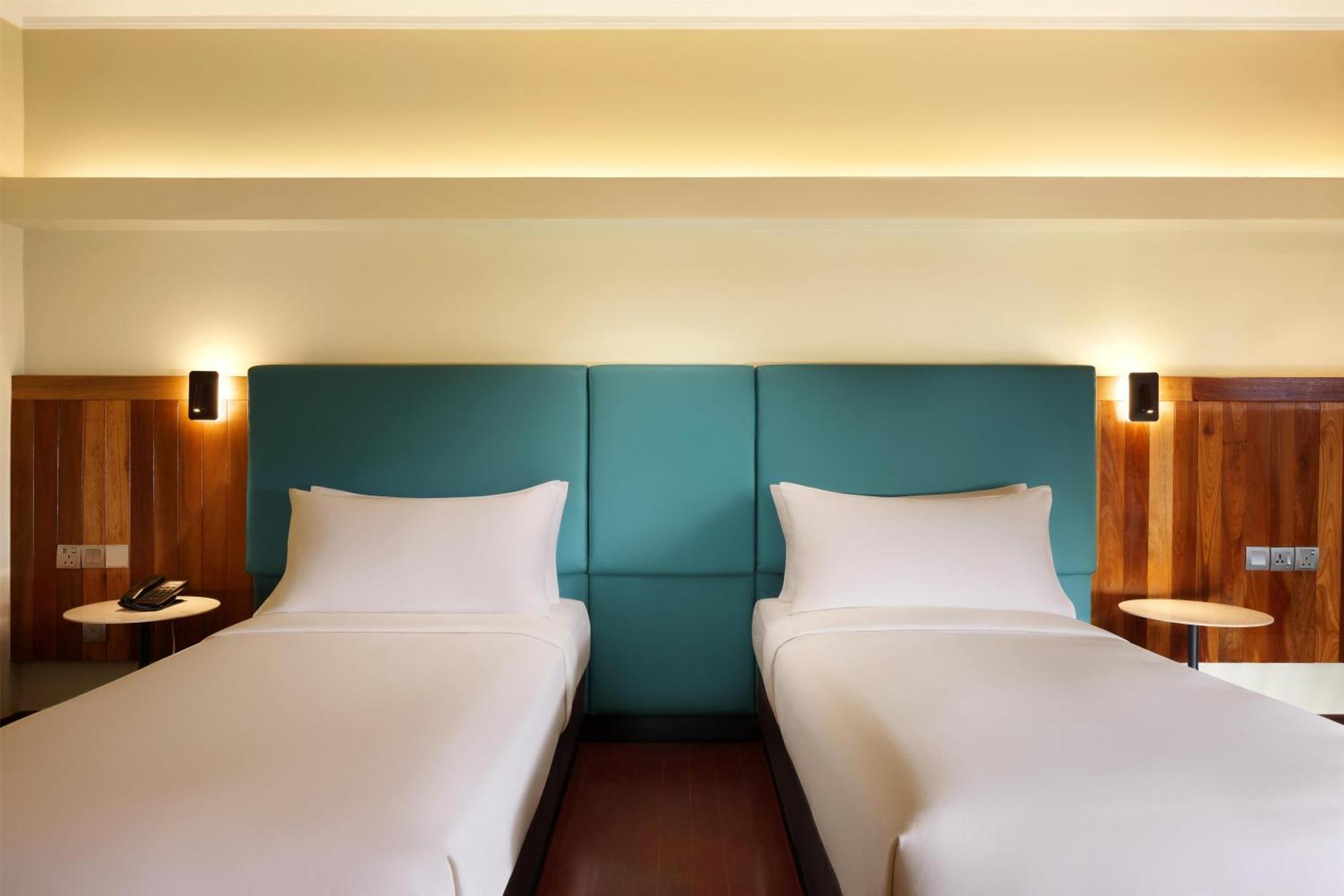 Twin Room,1759251838:JPEG