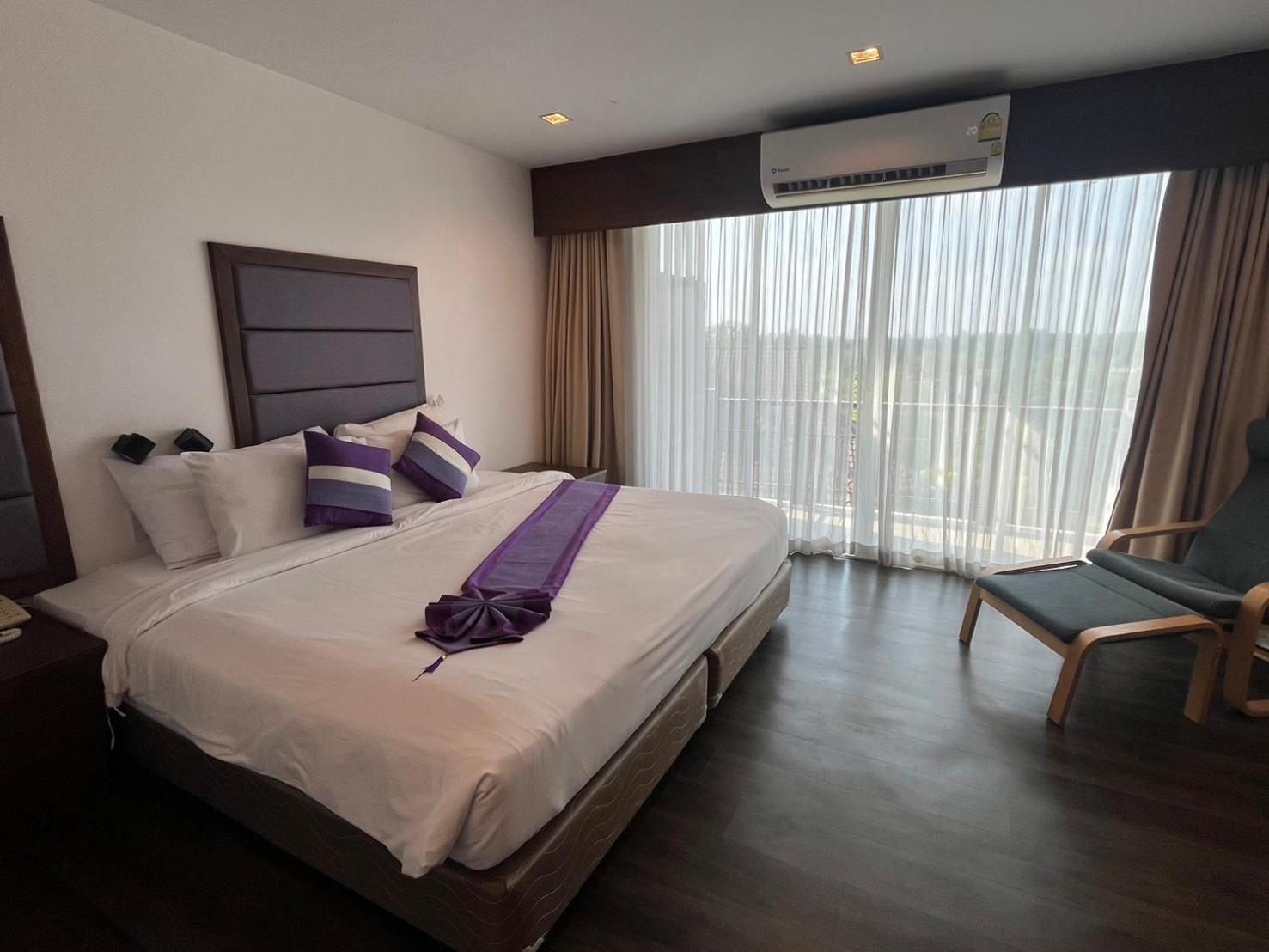 Superior Double Room,1765208456:JPEG