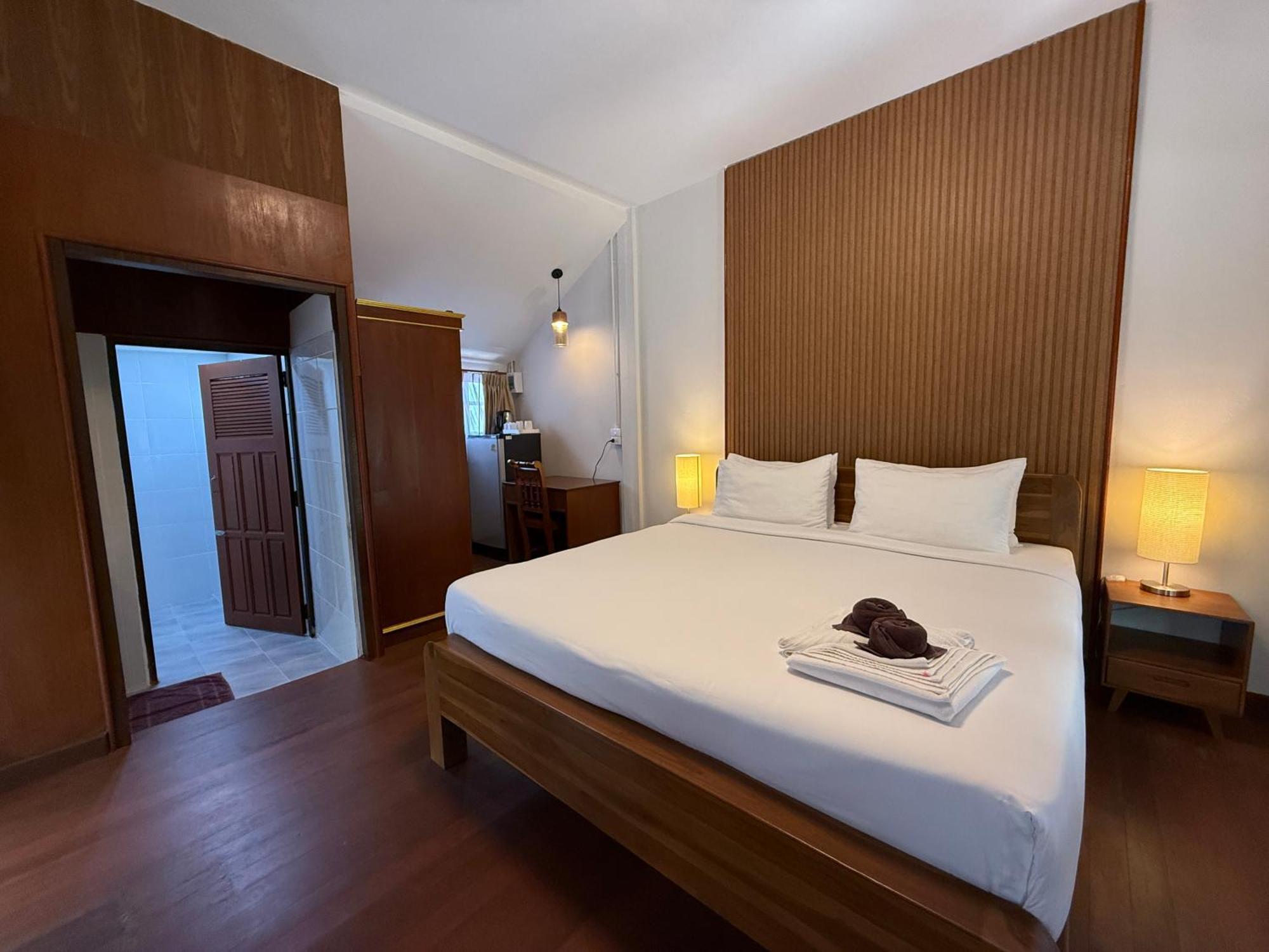 Deluxe Double Room,1765341625:JPEG