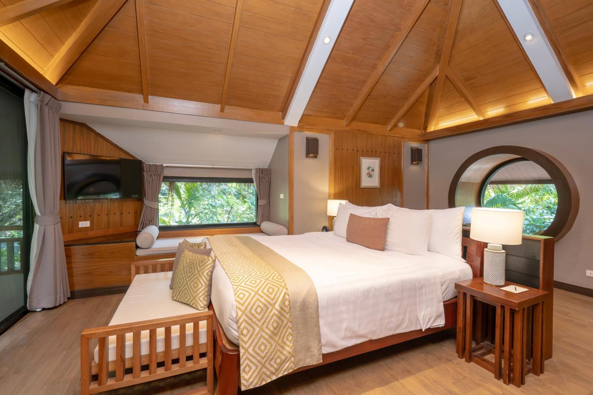 River View Grand Deluxe
