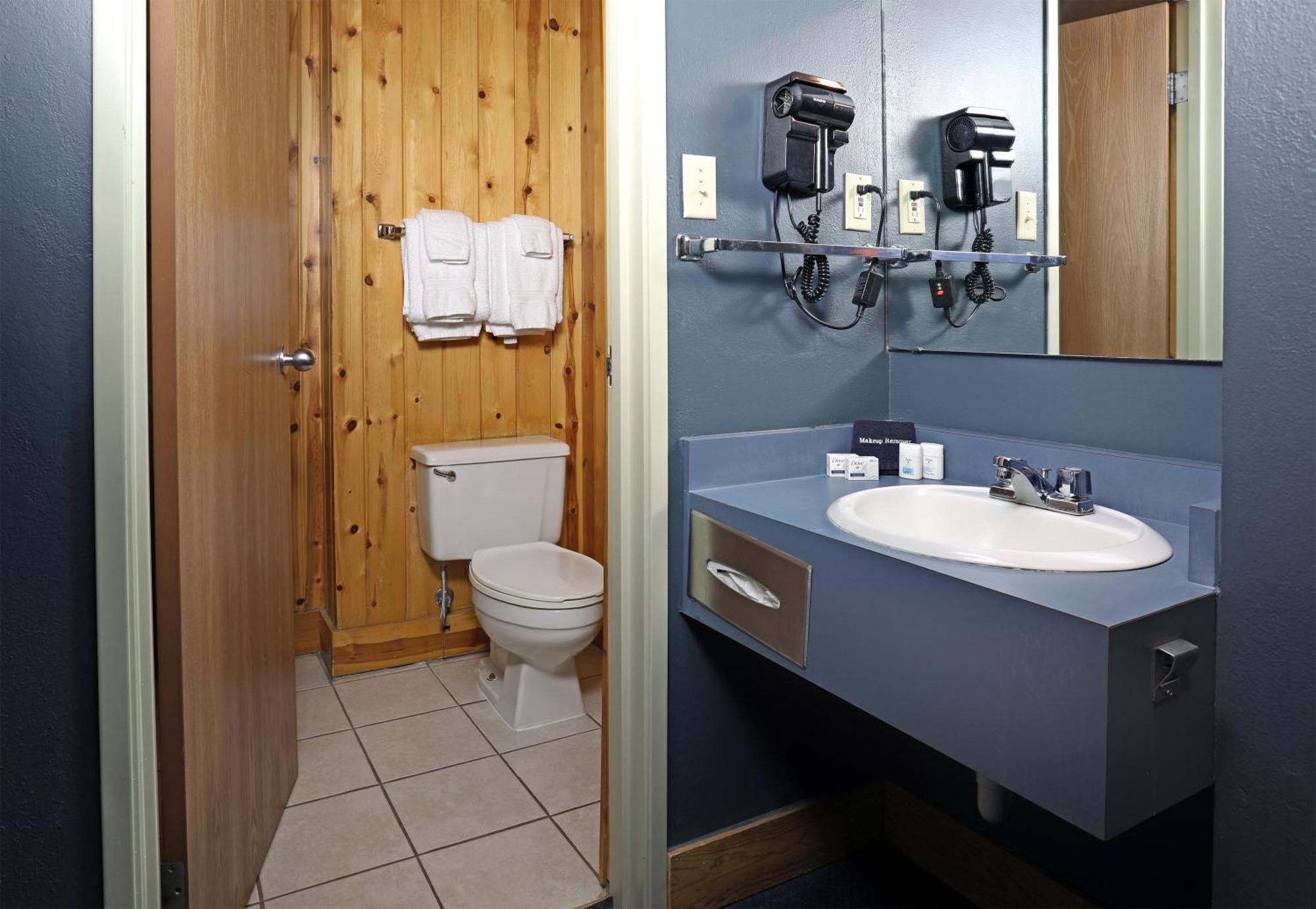 Double Guest Room