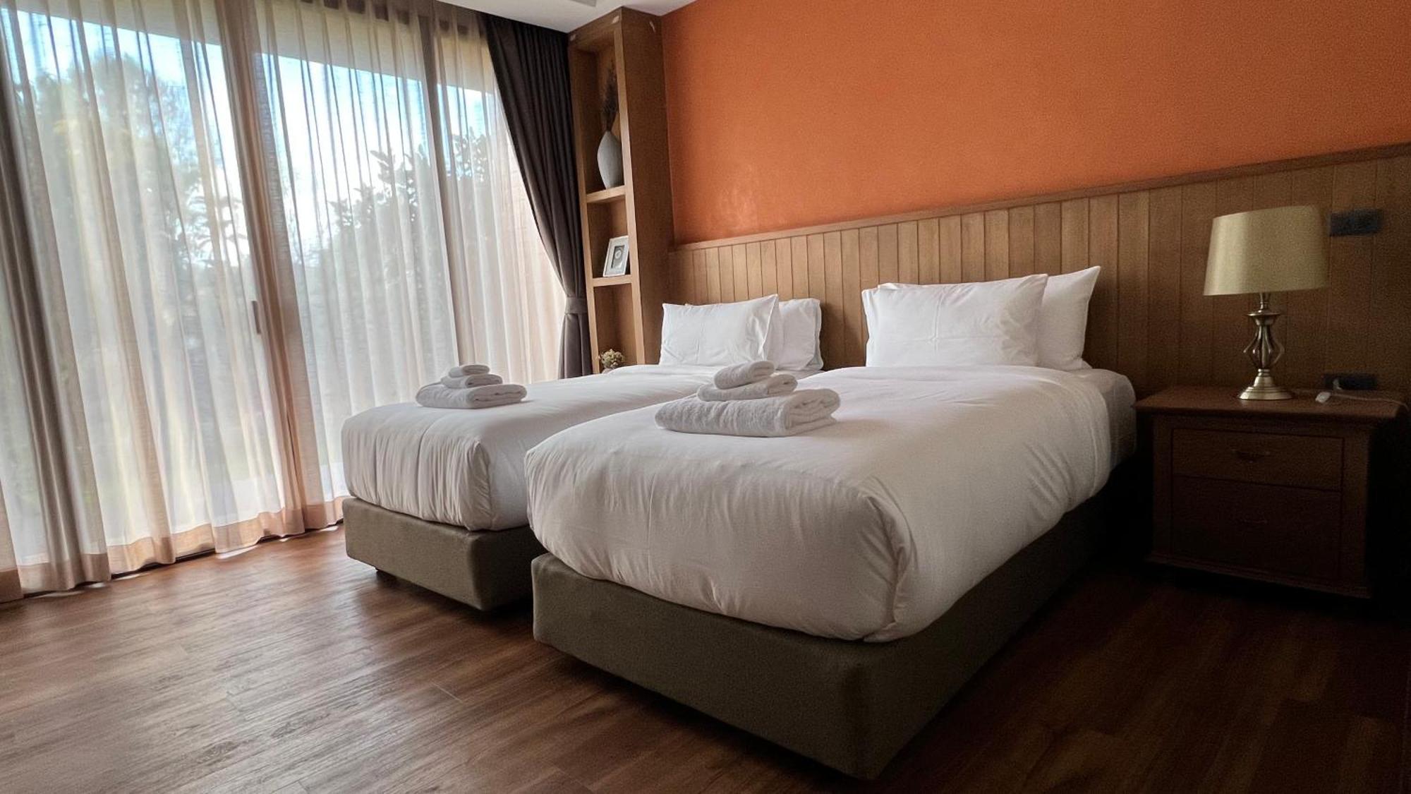 Twin Room with Mountain View