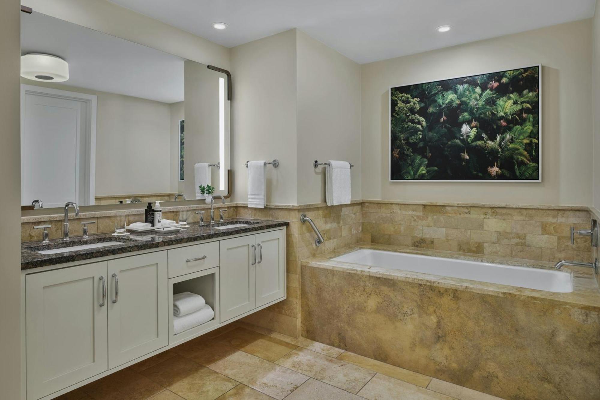 Two-Bedroom Club Suite Ocean View
