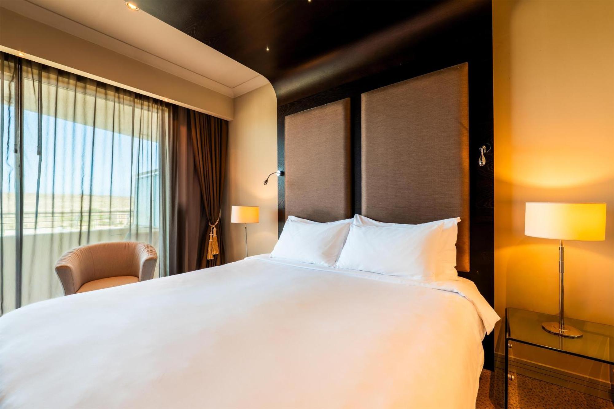 Two-Bedroom Executive Suite
