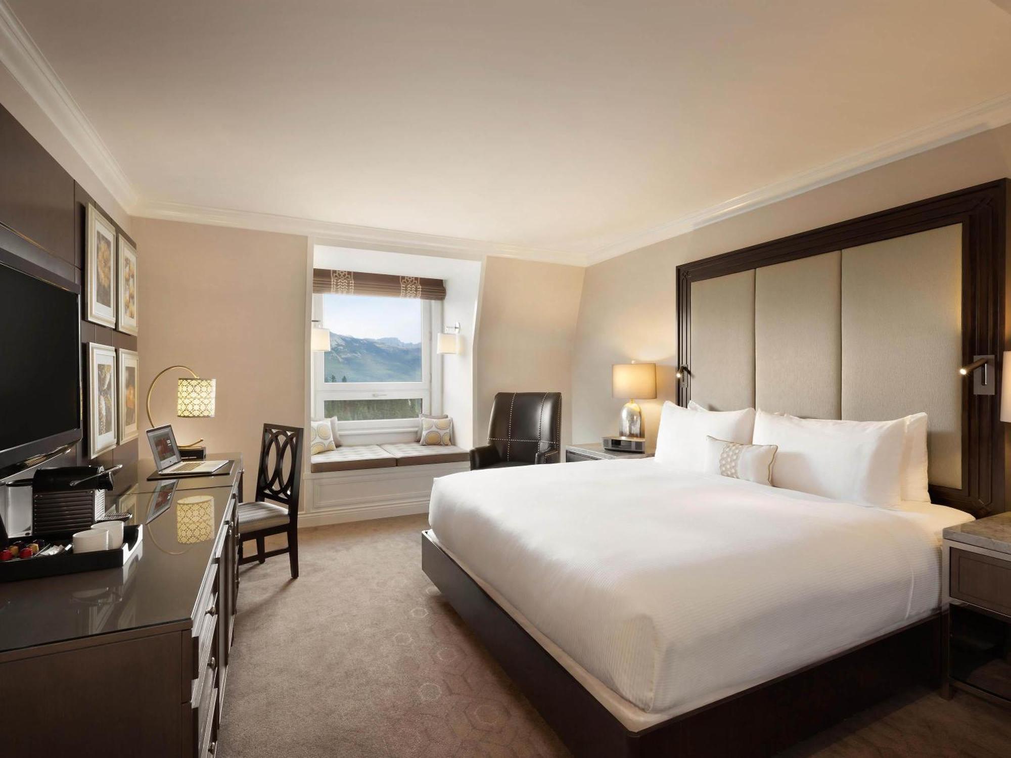 Fairmont Gold King Room