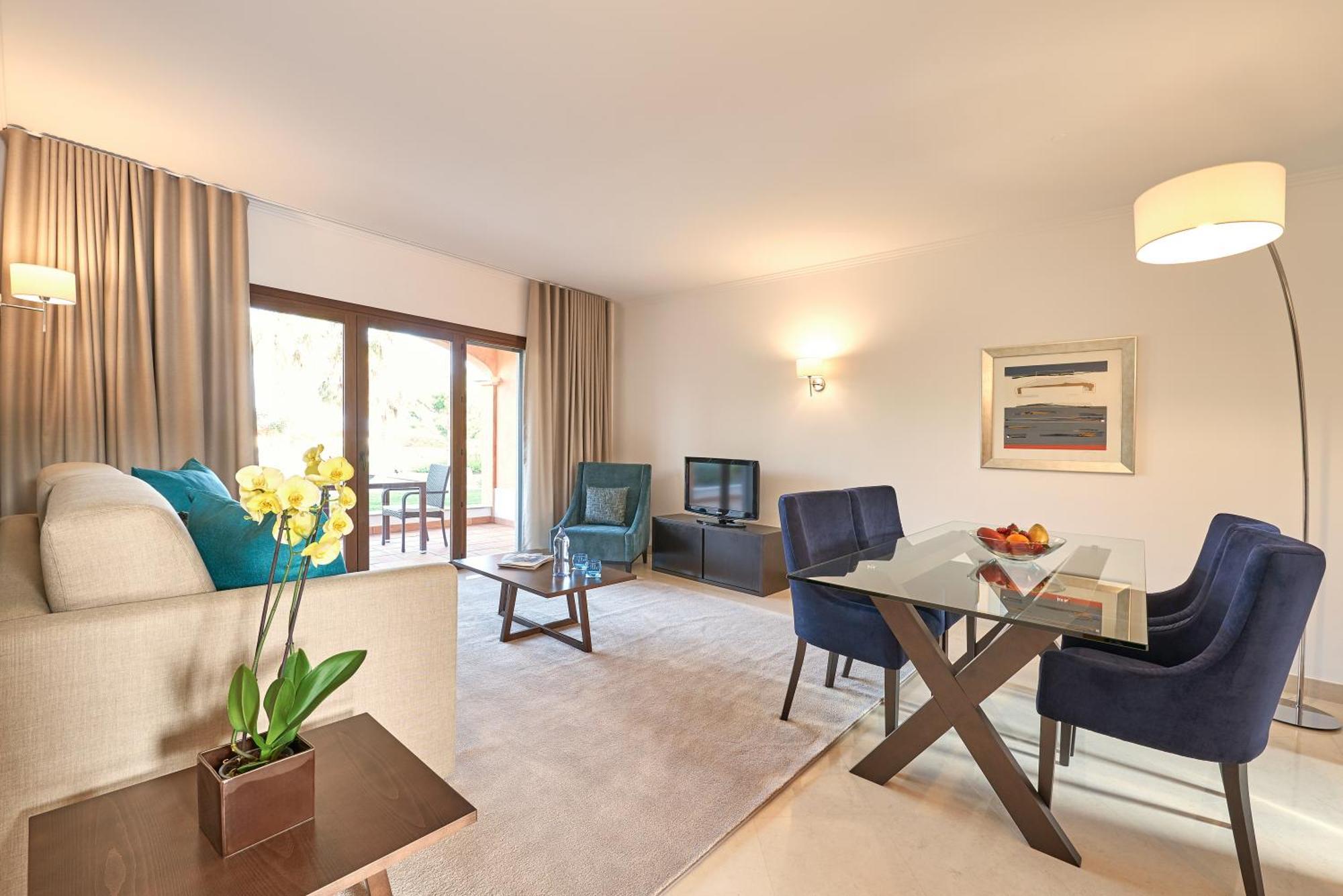 One-Bedroom Apartment Resort View