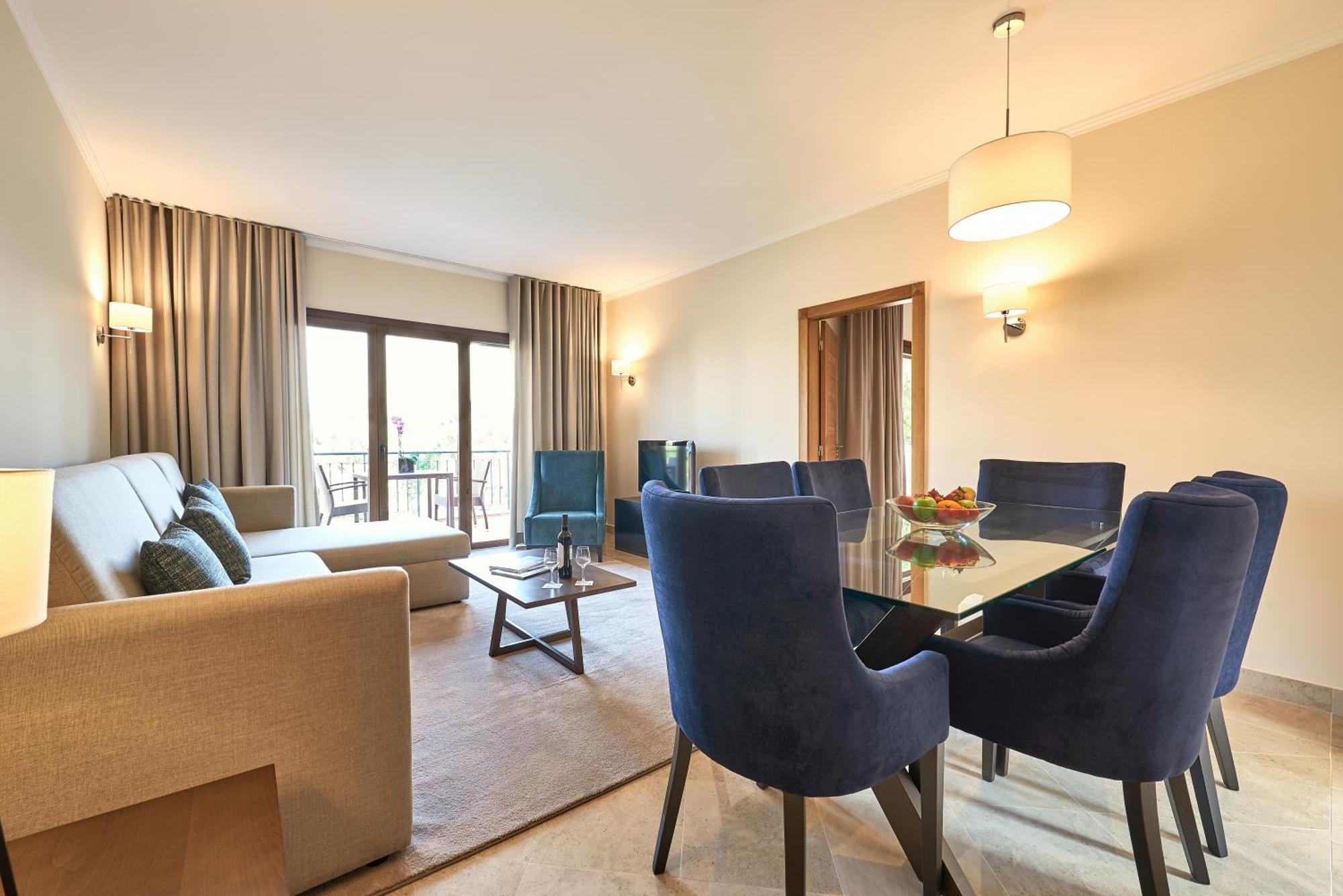 One-Bedroom Apartment Resort View