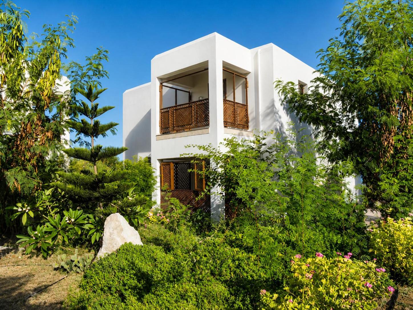 Standard Twin Room with Garden View