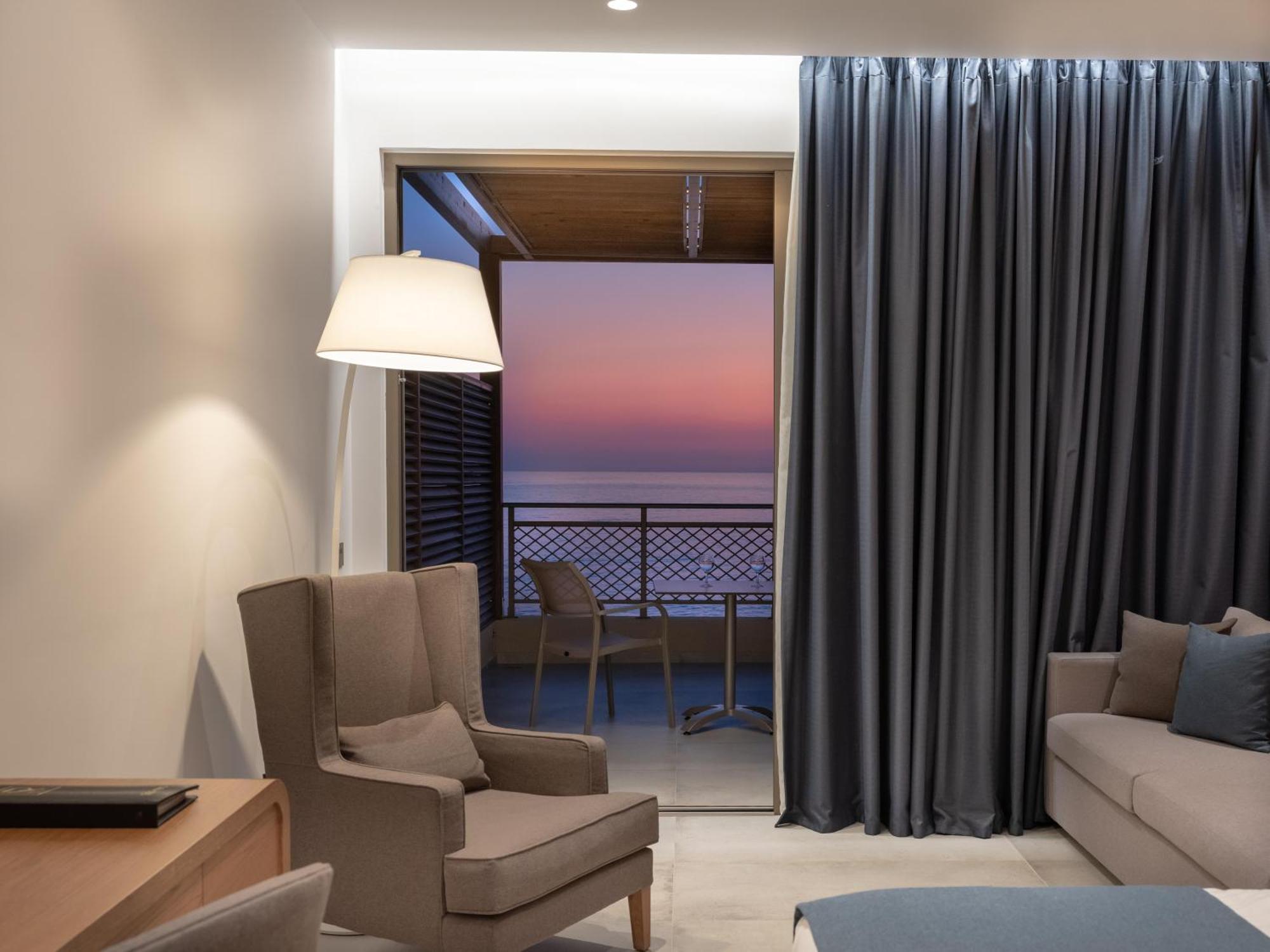 Signature Bungalow Sea Front,1773714344:JPEG
