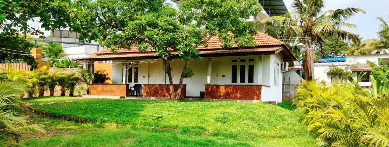 Deluxe Double or Twin Room with Garden View