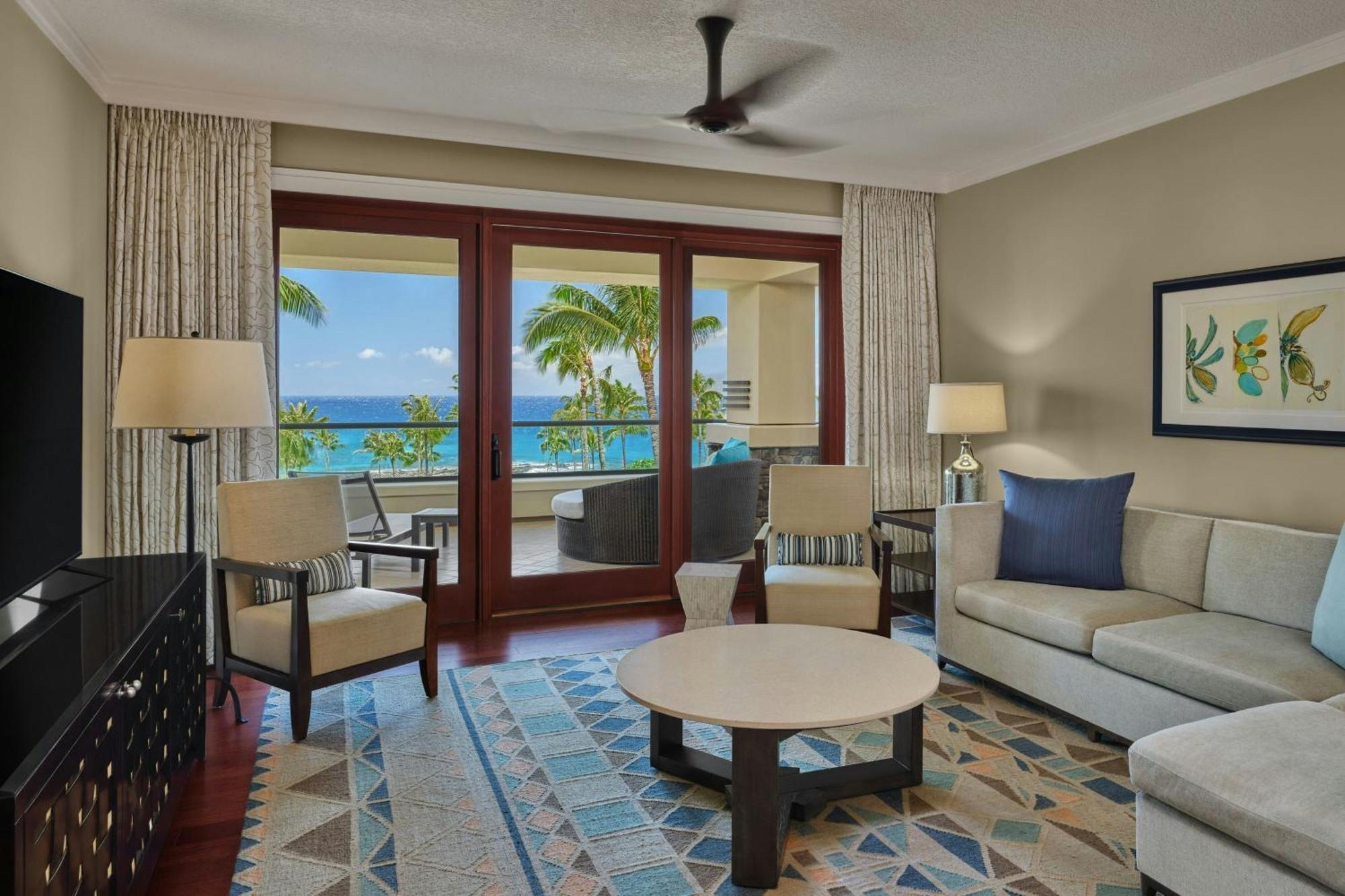 Three-Bedroom Club Premier Suite Ocean View