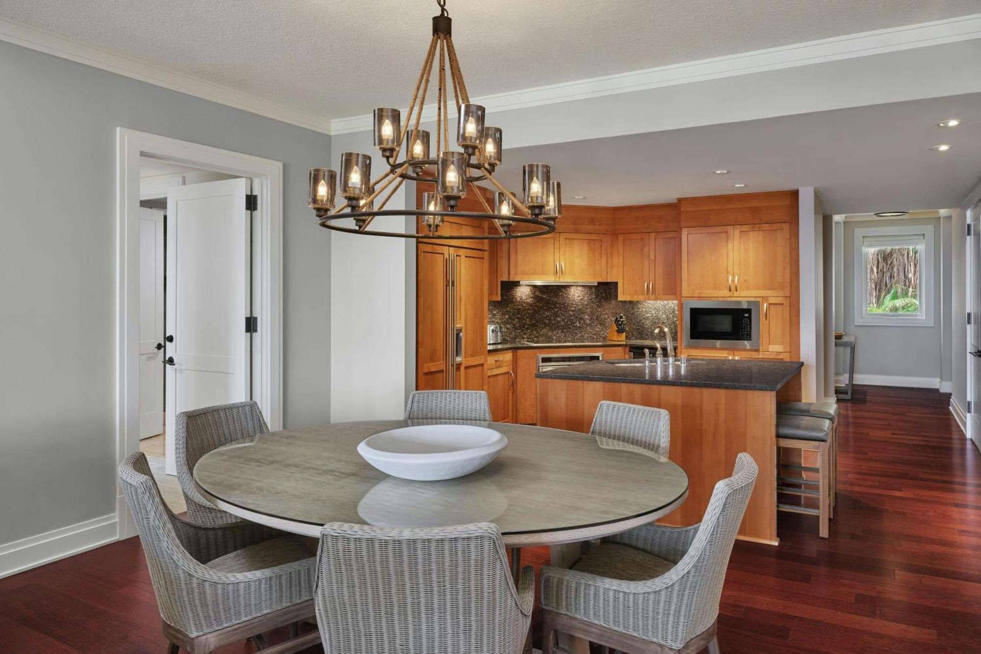 Three-Bedroom Club Premier Suite Ocean View