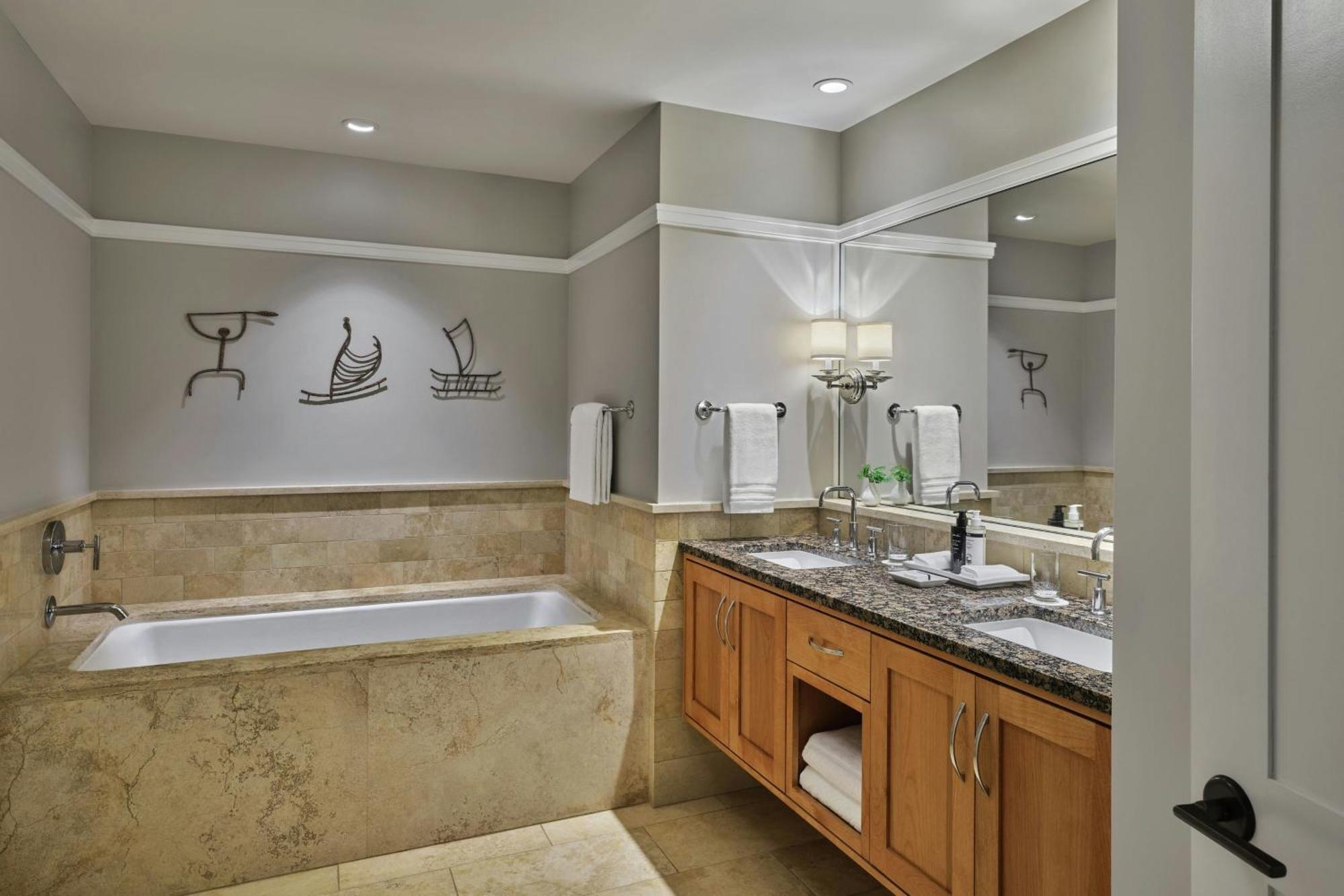 Three-Bedroom Club Premier Suite Ocean View