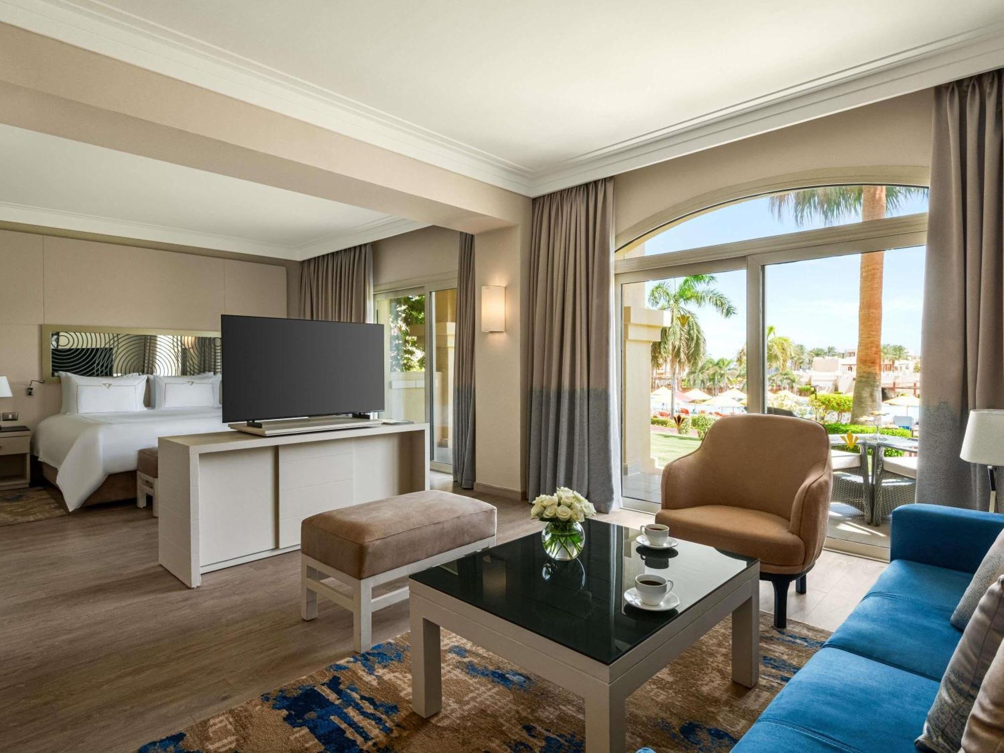 Premium King Room