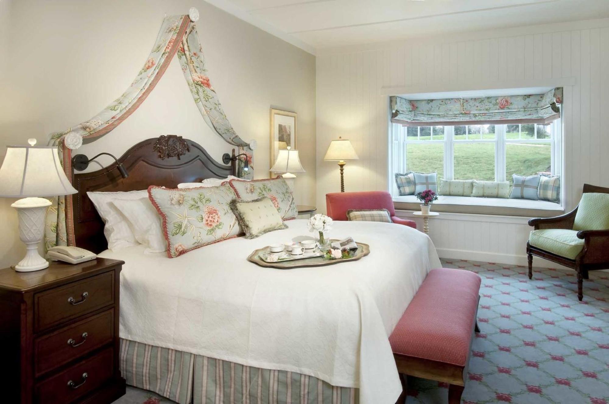 One-Bedroom Cottage,185189430:JPEG