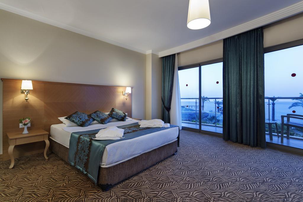 Deluxe Double or Twin Room,1274942434:JPEG