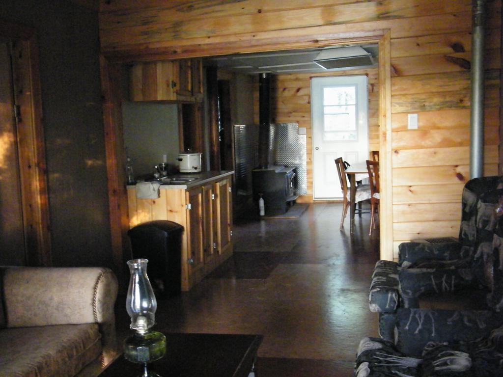 Three-Bedroom Chalet,644002047:JPEG