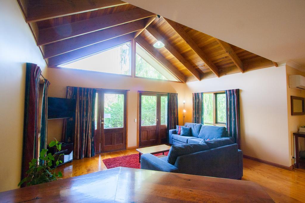 Three-Bedroom Villa Garden View Spa Bath